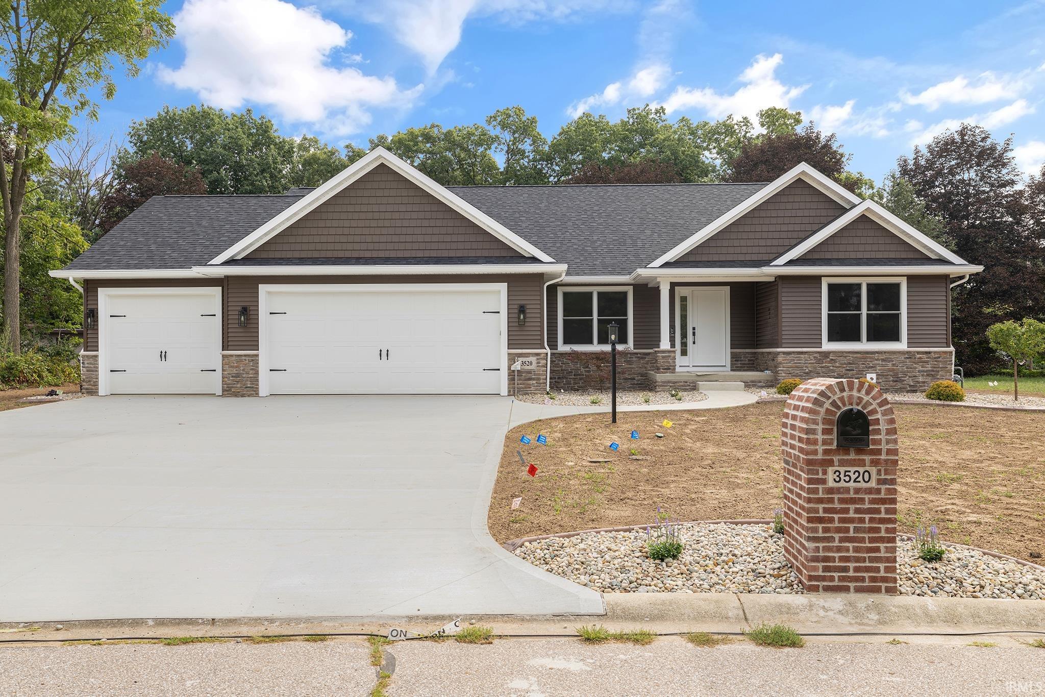 3520 Fox Chase Drive Property Photo 1