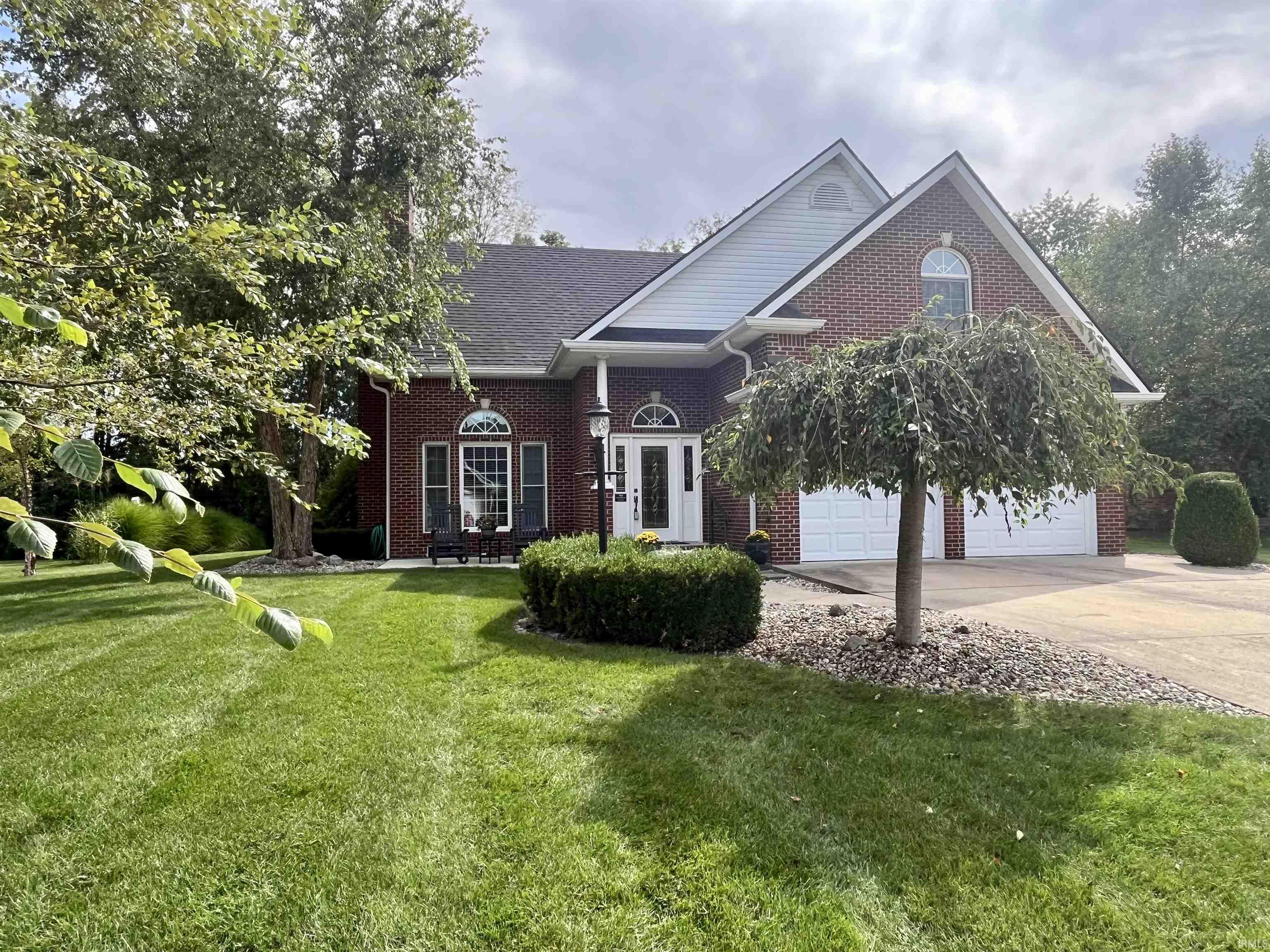 2593 E Scots Court Property Photo 1