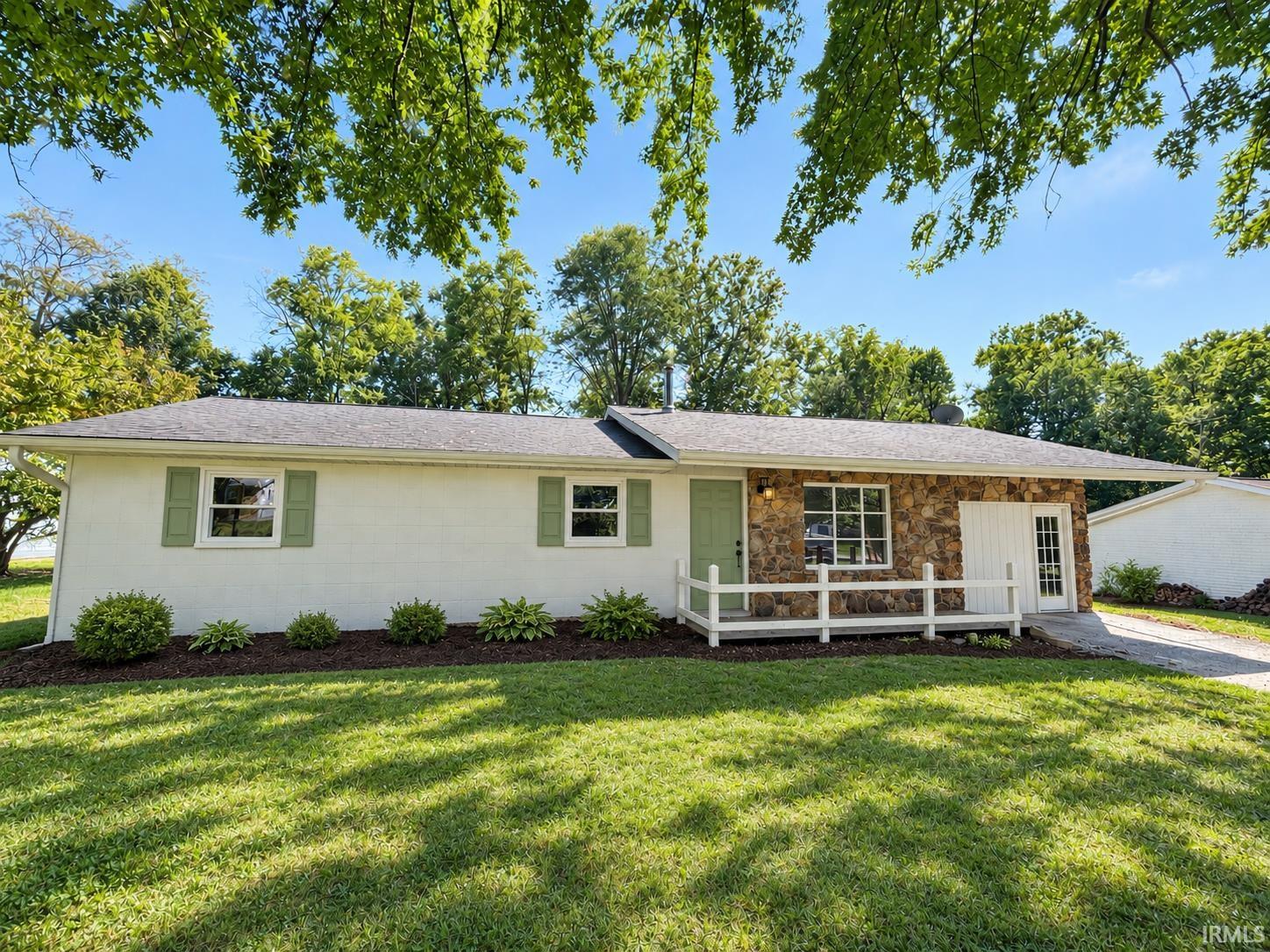 4270 N Ridgewood Drive Property Photo 1