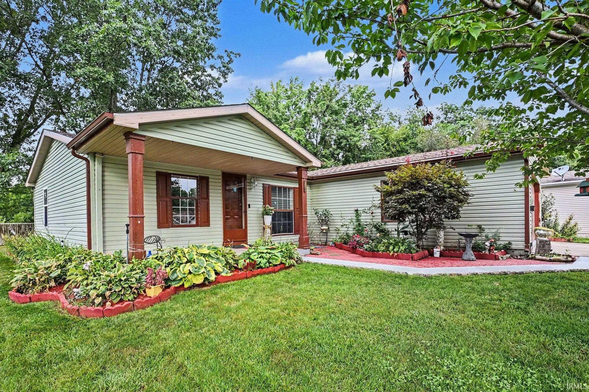 1549 Sedgewick Court Property Photo 1