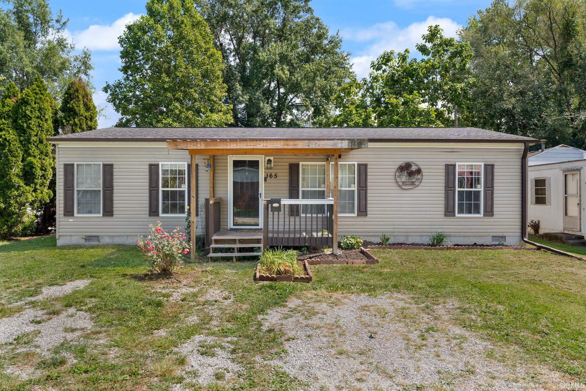 165 N 4th Street Property Photo 1