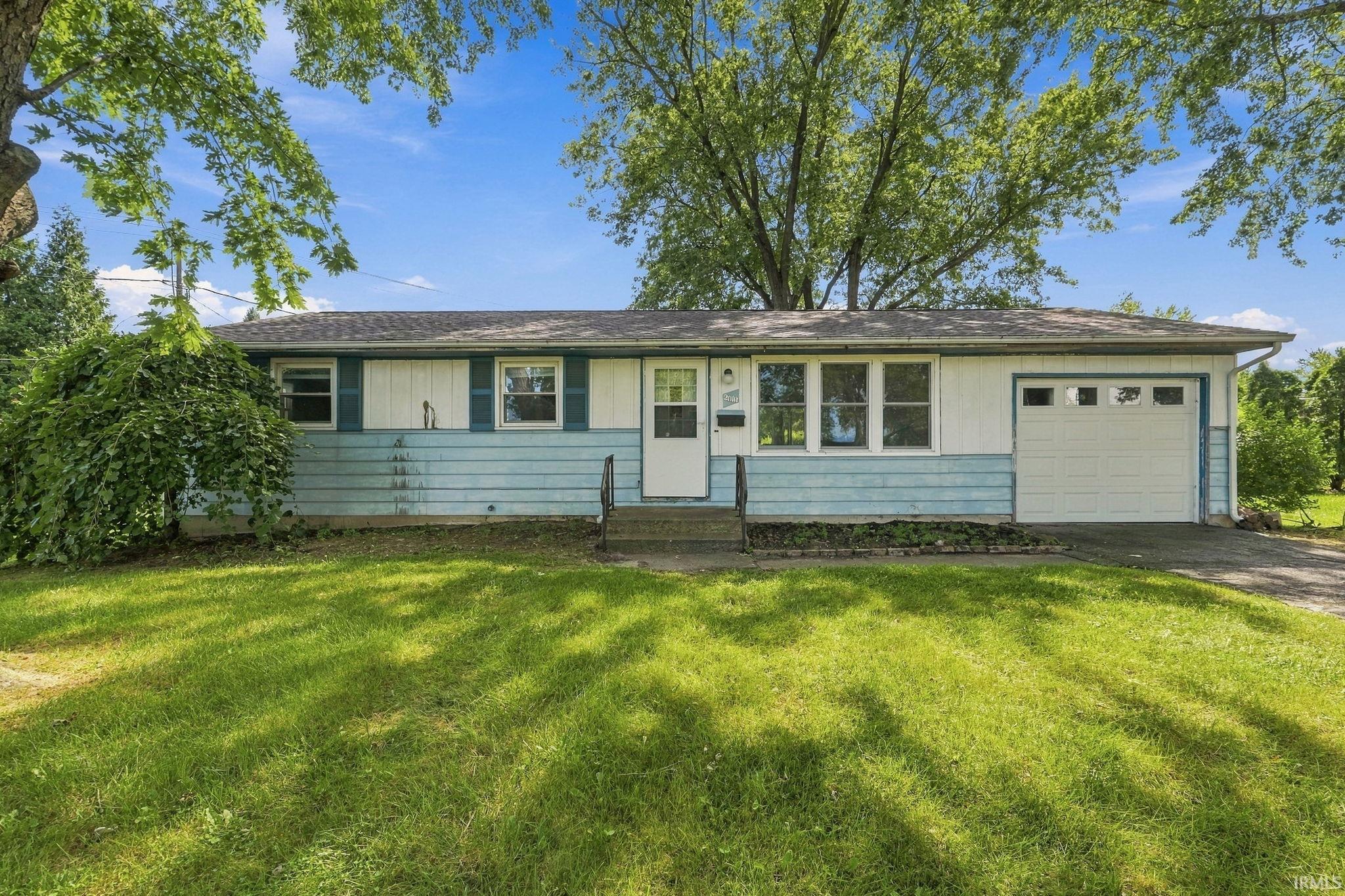 2010 Tweedwood Circle Property Photo 1