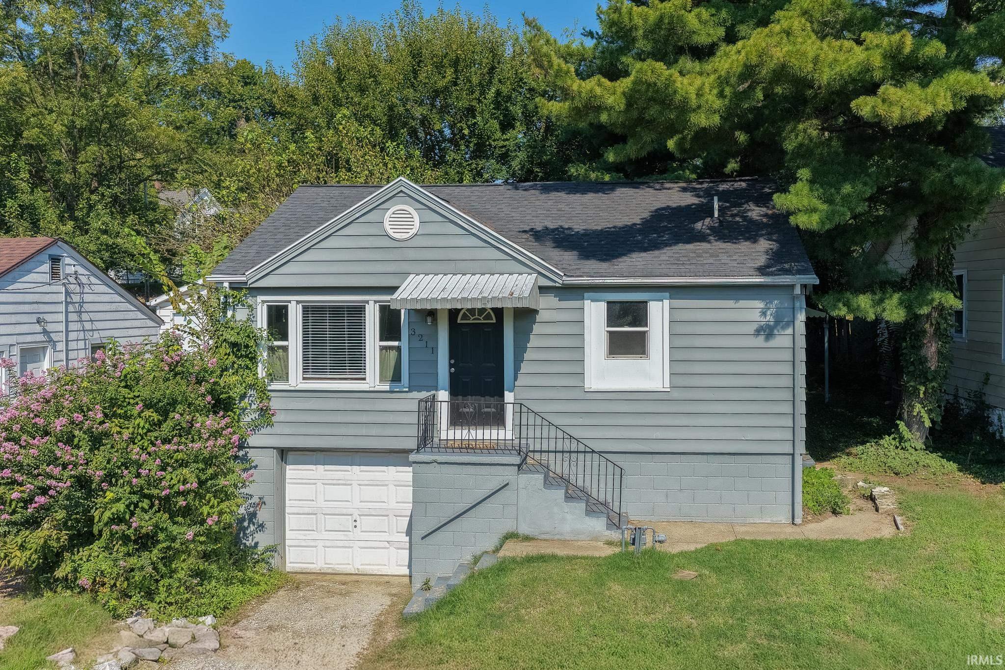 3211 Mount Vernon Avenue Property Photo 1