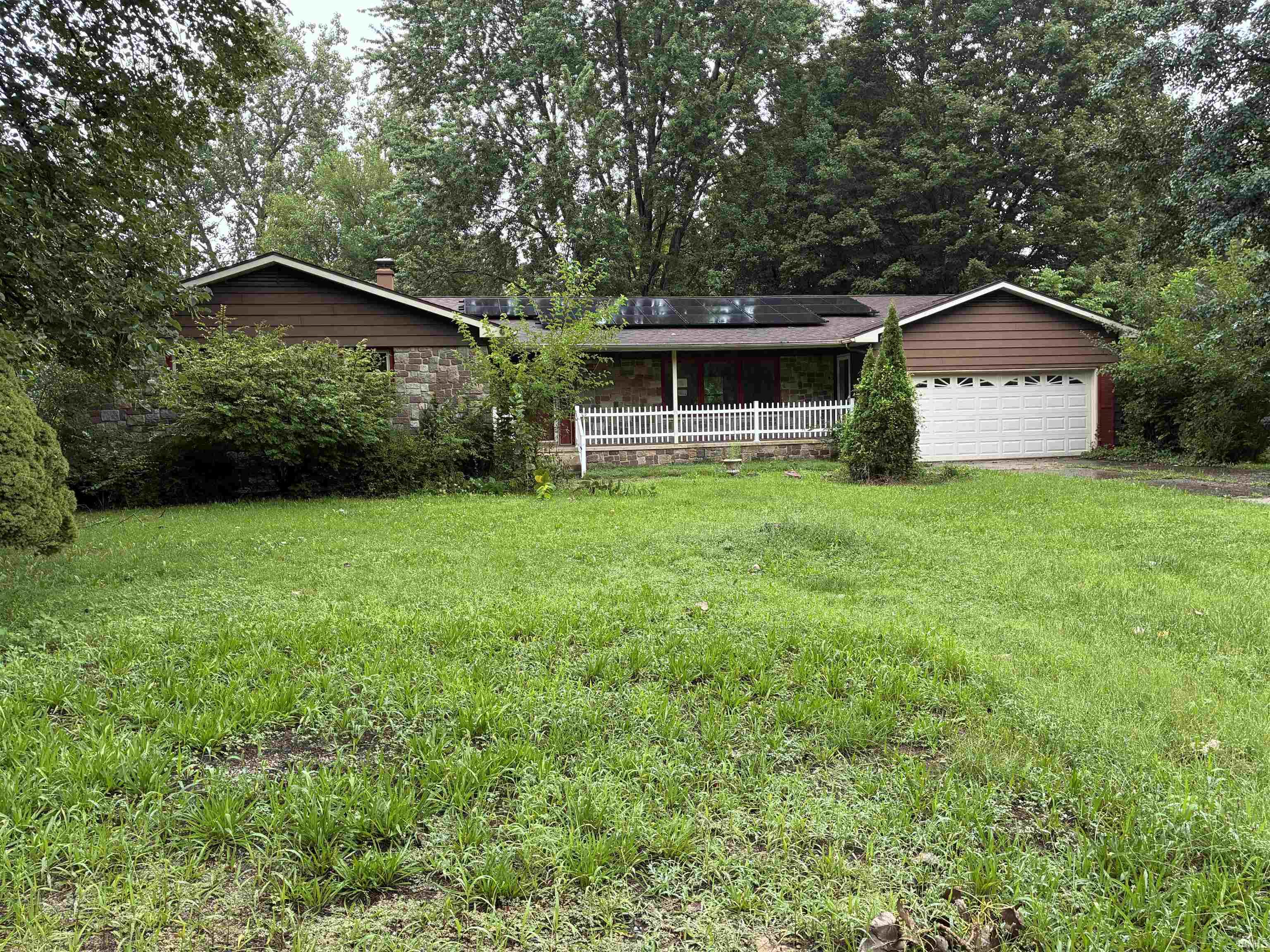 748 W 9th Street Property Photo 1