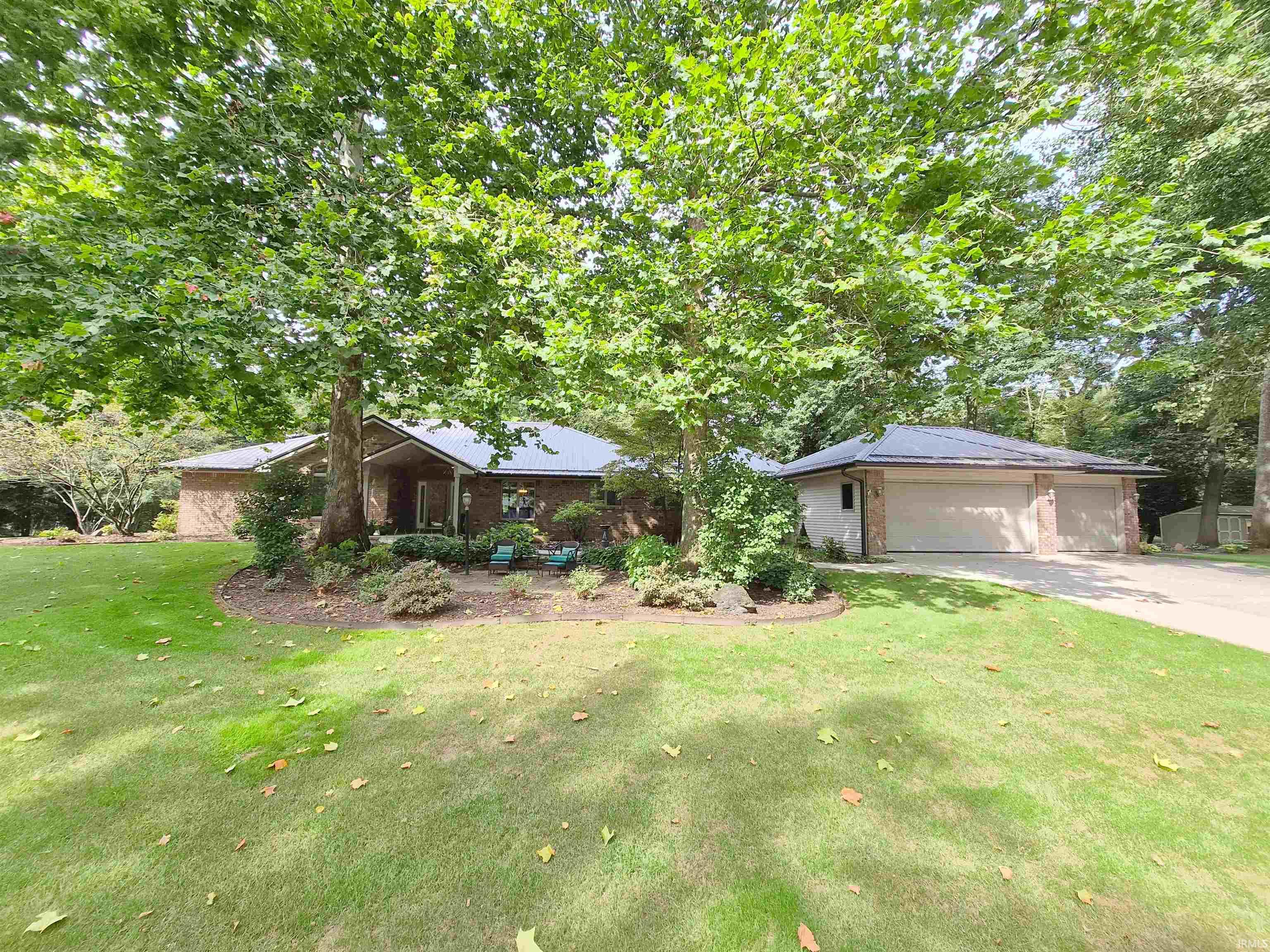2329 S Old Ditch Road Property Photo 1
