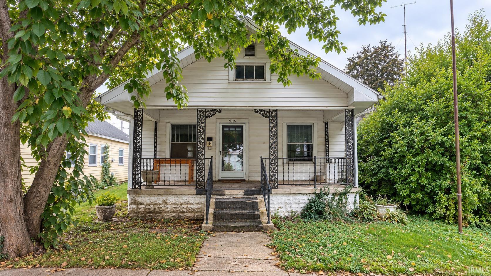 905 N Lindsay Street Property Photo 1