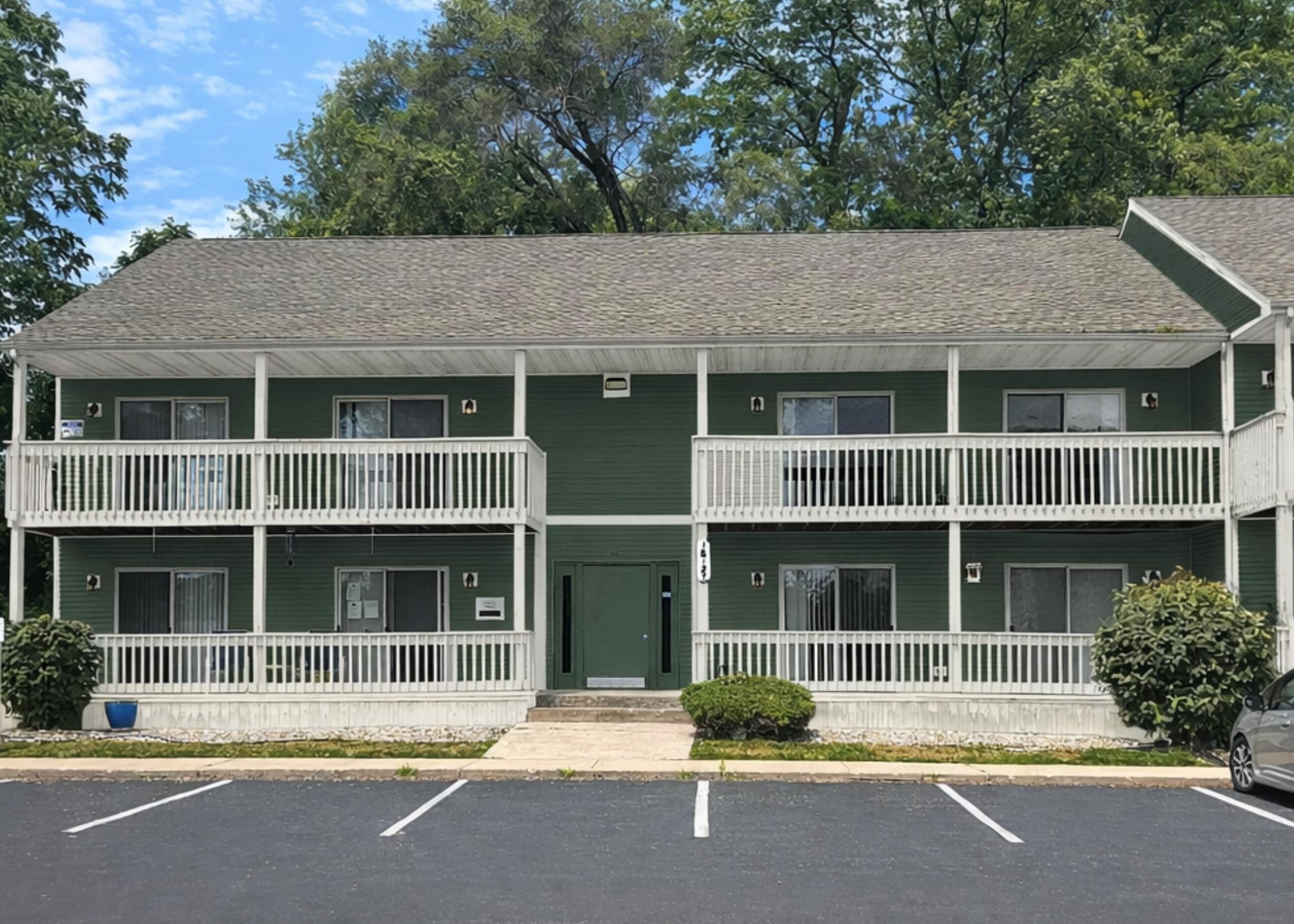 18033-b Bulla Road Property Photo 1