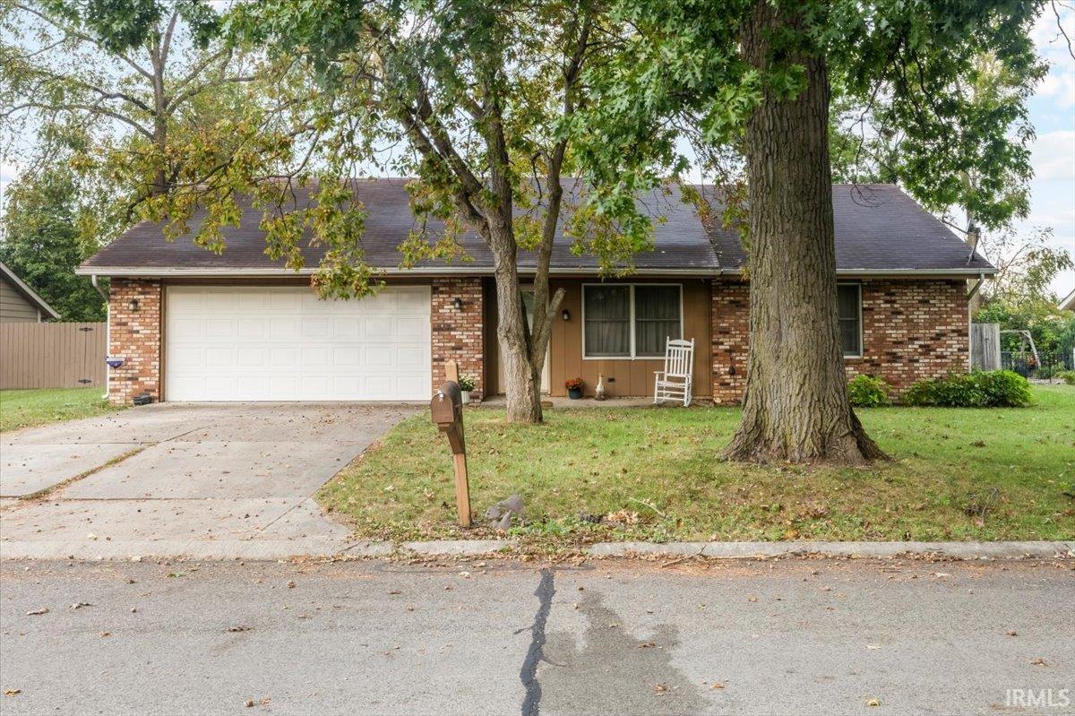3809 N Piper Avenue Property Photo 1