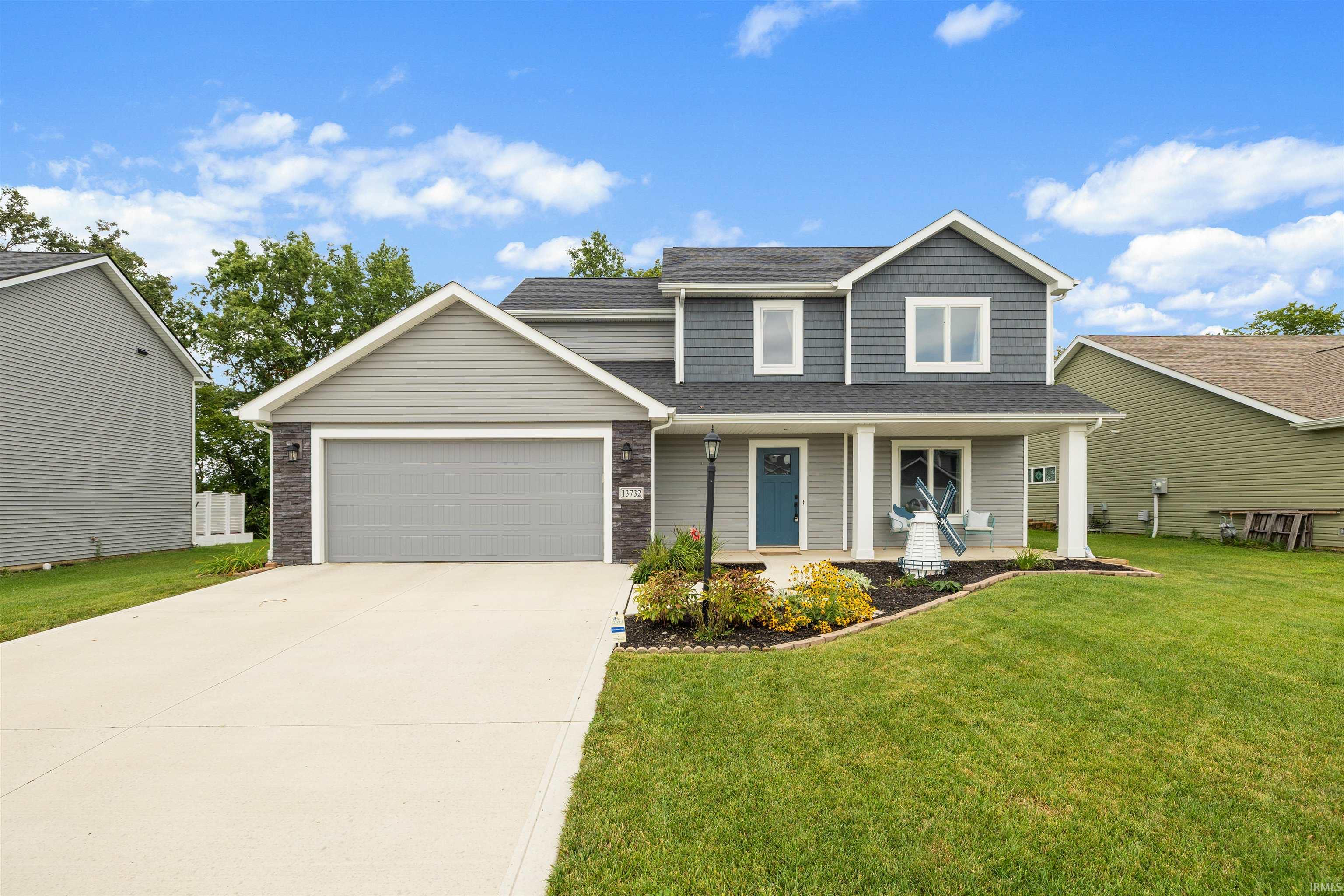 13732 Saddle Creek Lane Property Photo 1