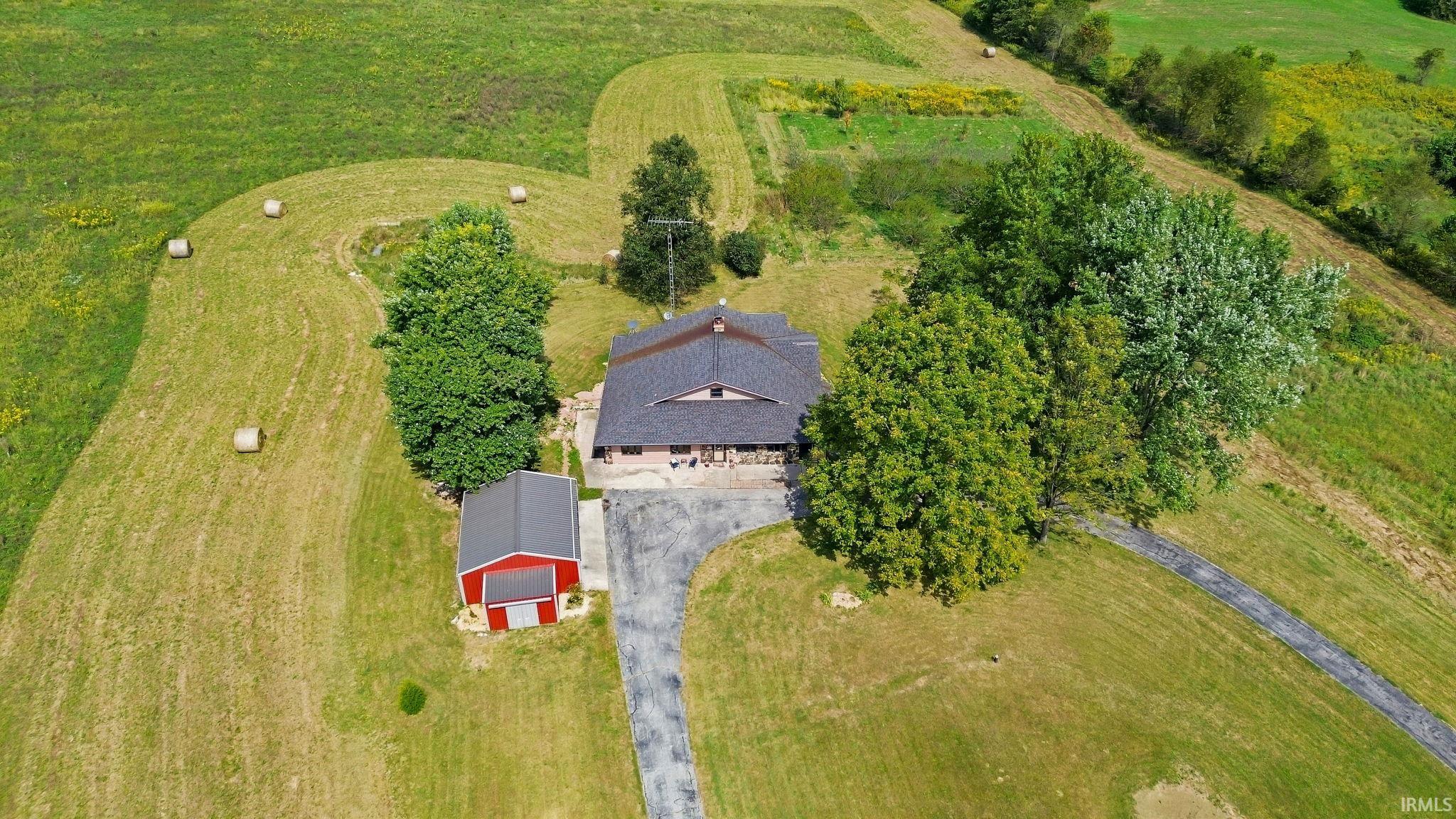 192 Armstrong Station Road Property Photo 1