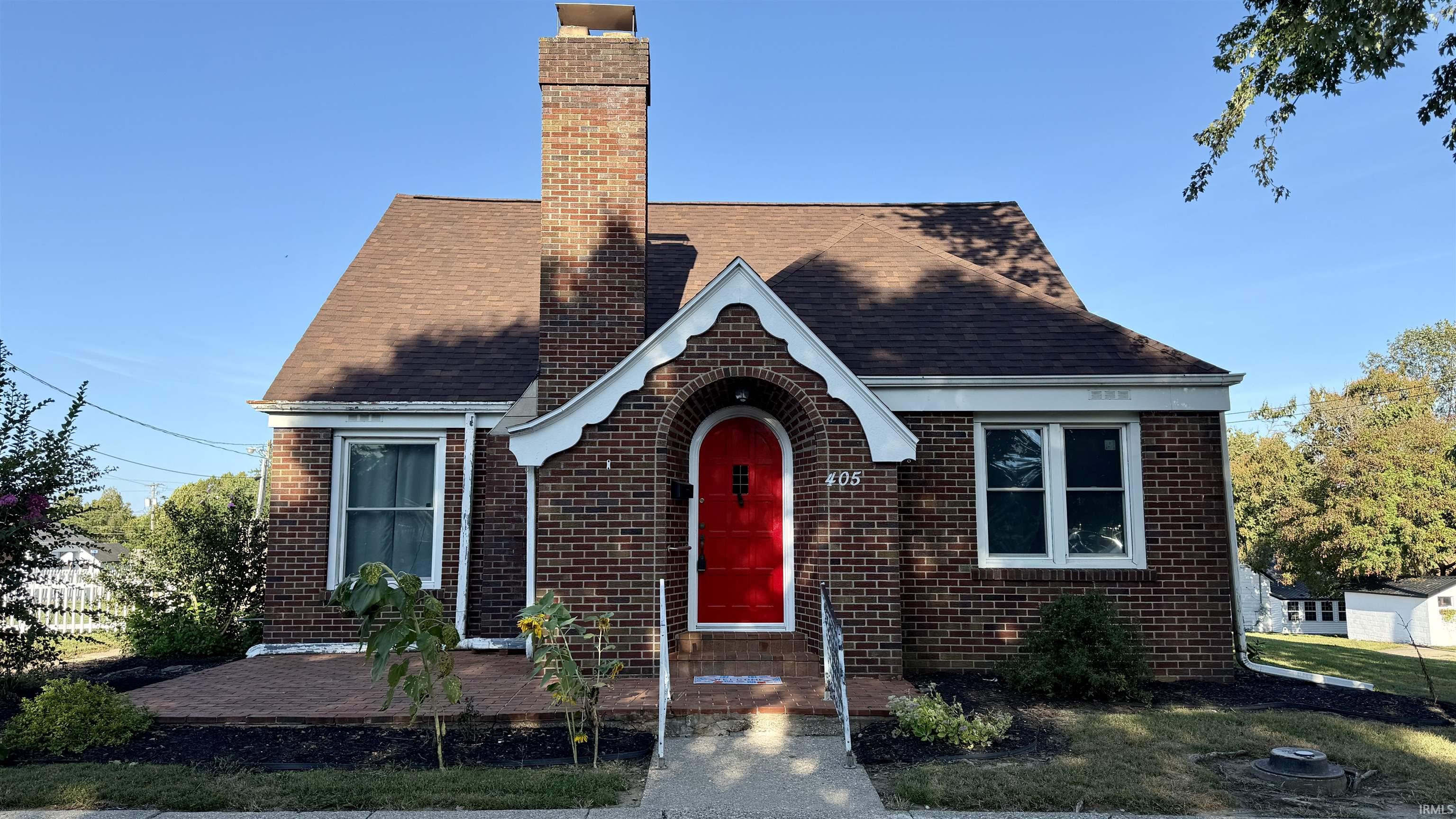 405 N Walnut Street Property Photo 1