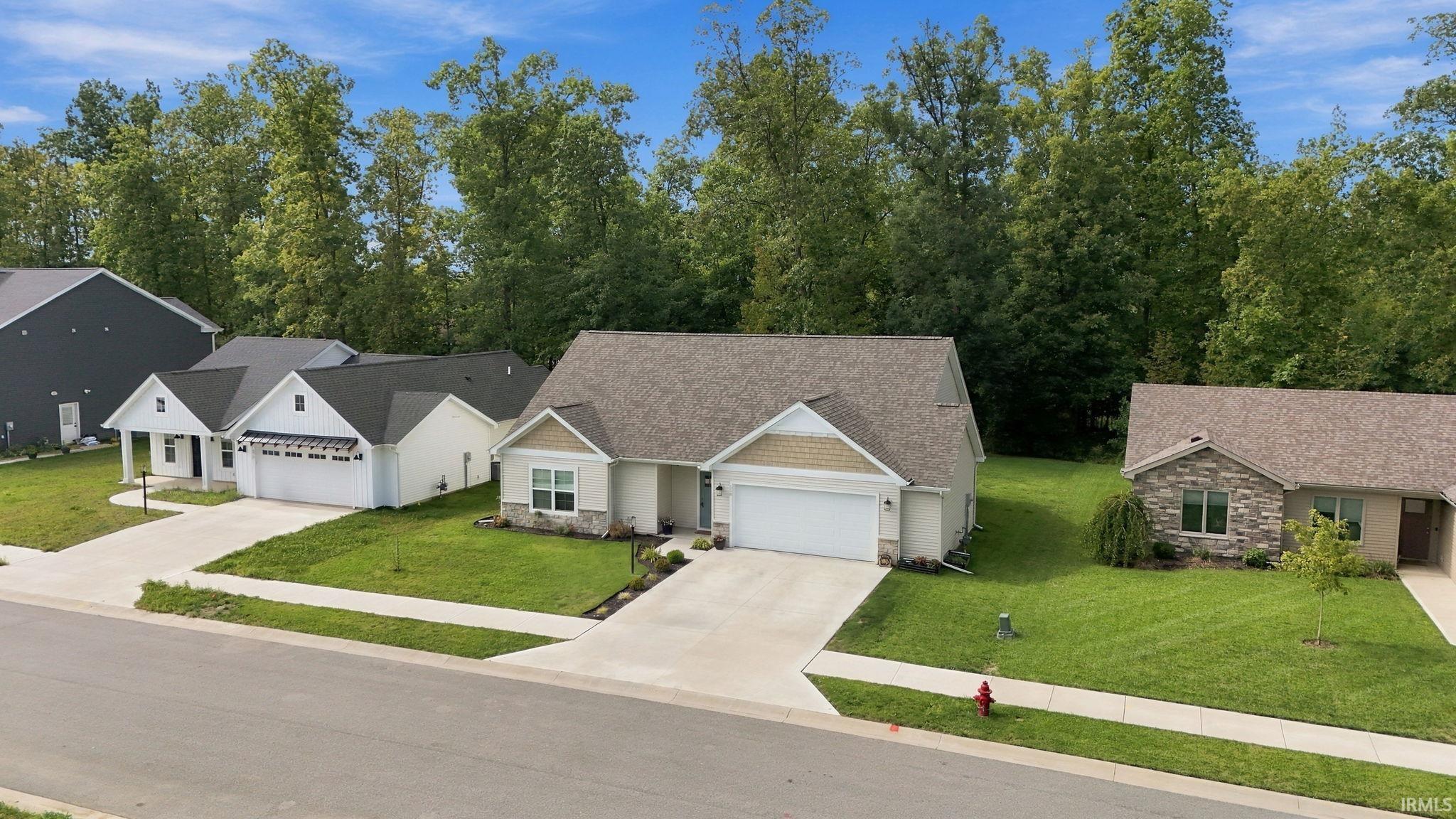 558 S Valley Drive Property Photo 1