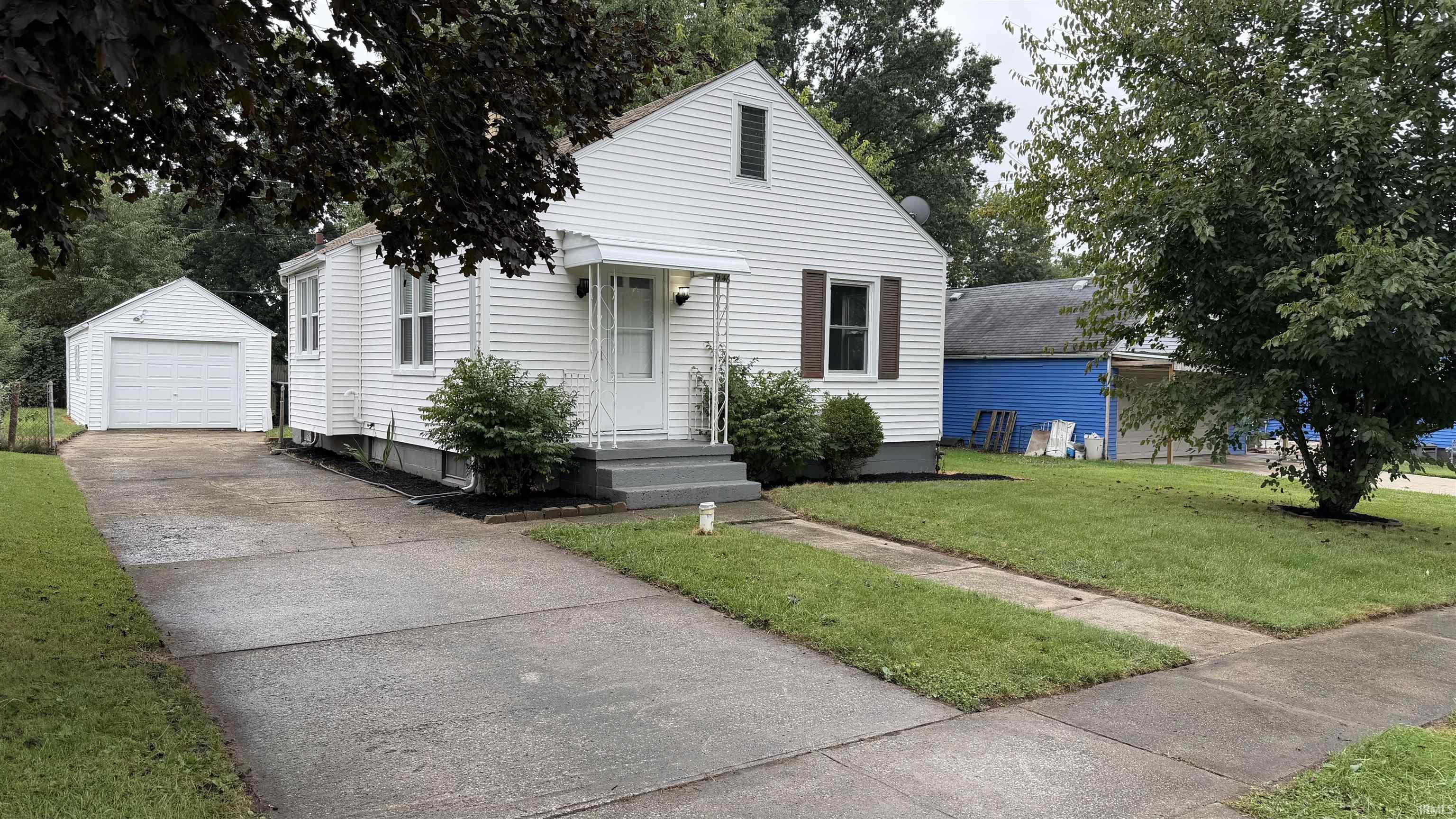 19746 Detroit Avenue Property Photo 1