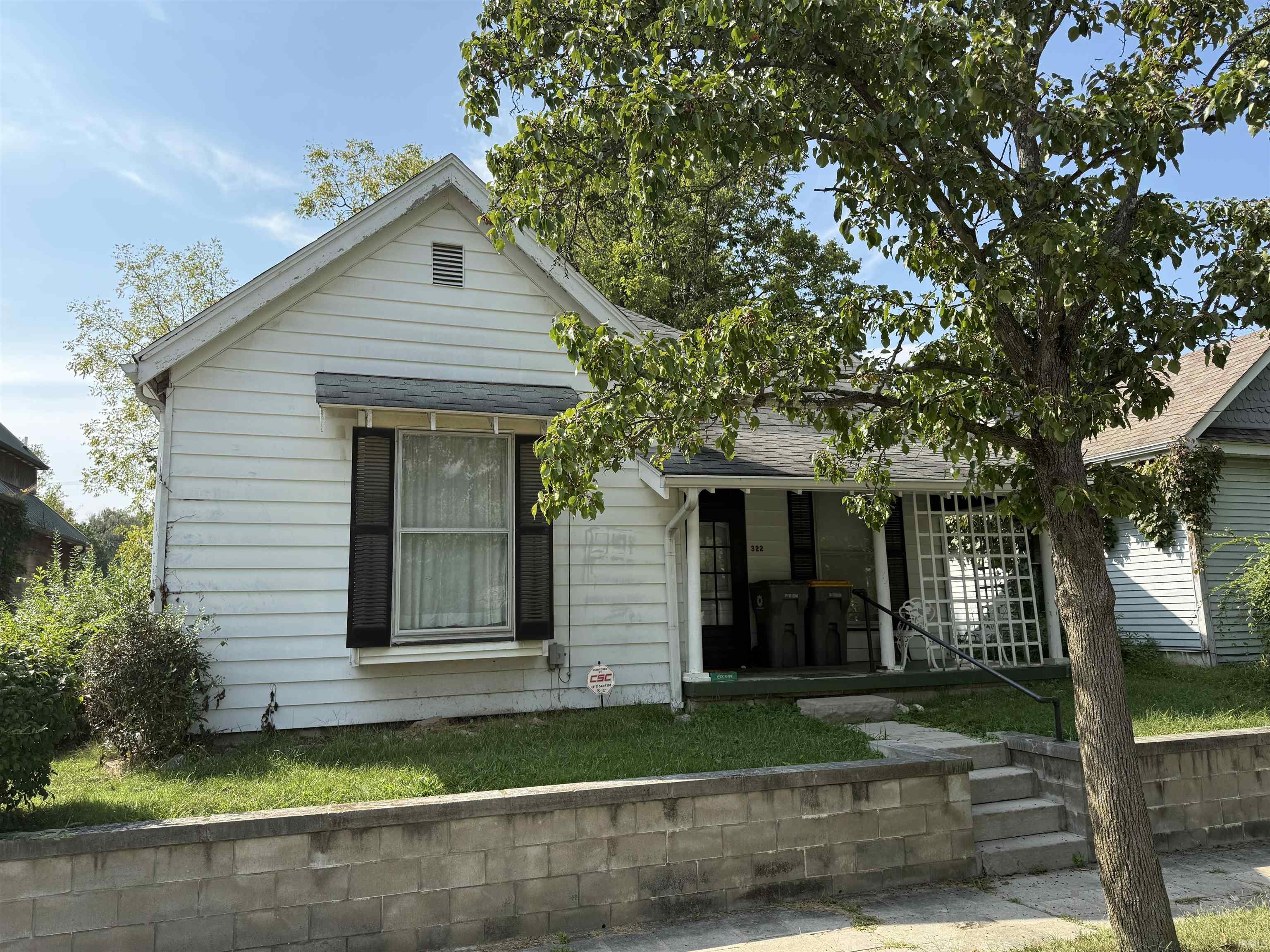 322 S Fairview Street Property Photo 1