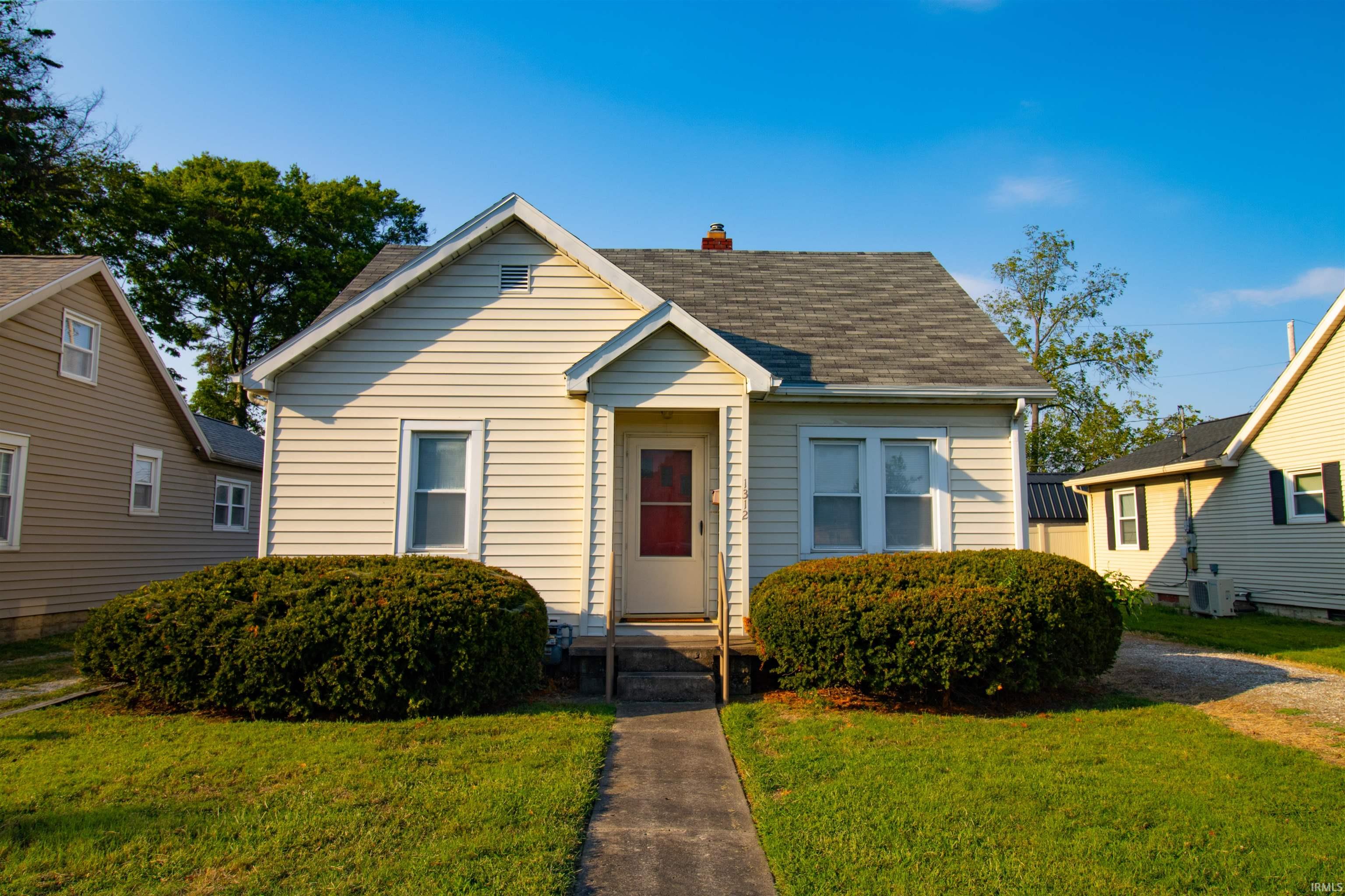 1312 E Missouri Street Property Photo 1