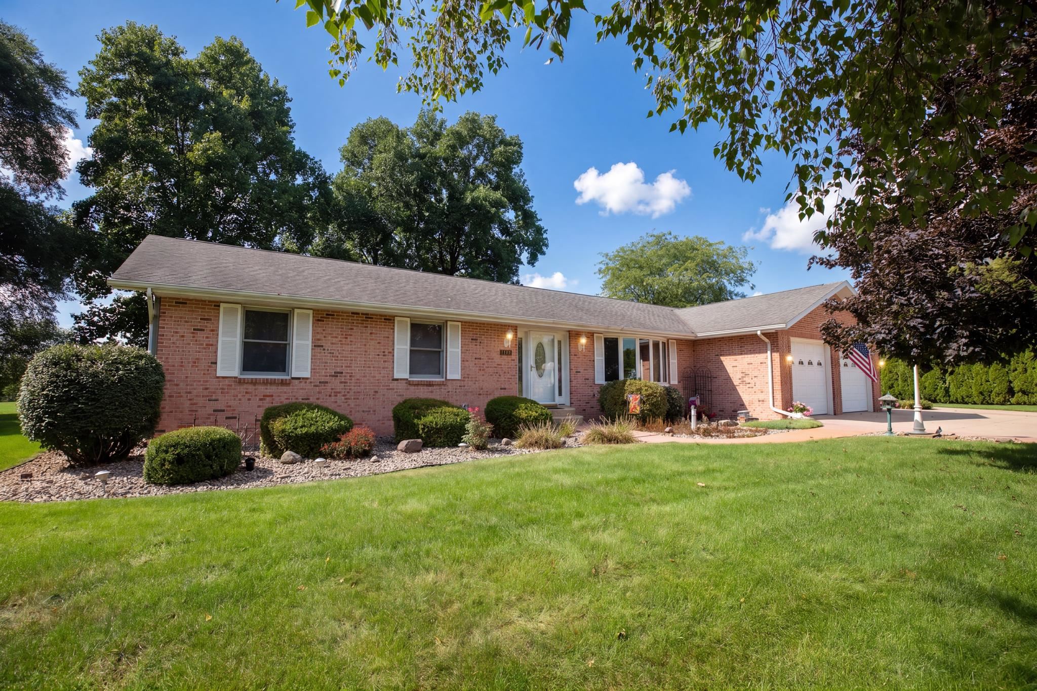 11815 Lawndale Avenue Property Photo 1