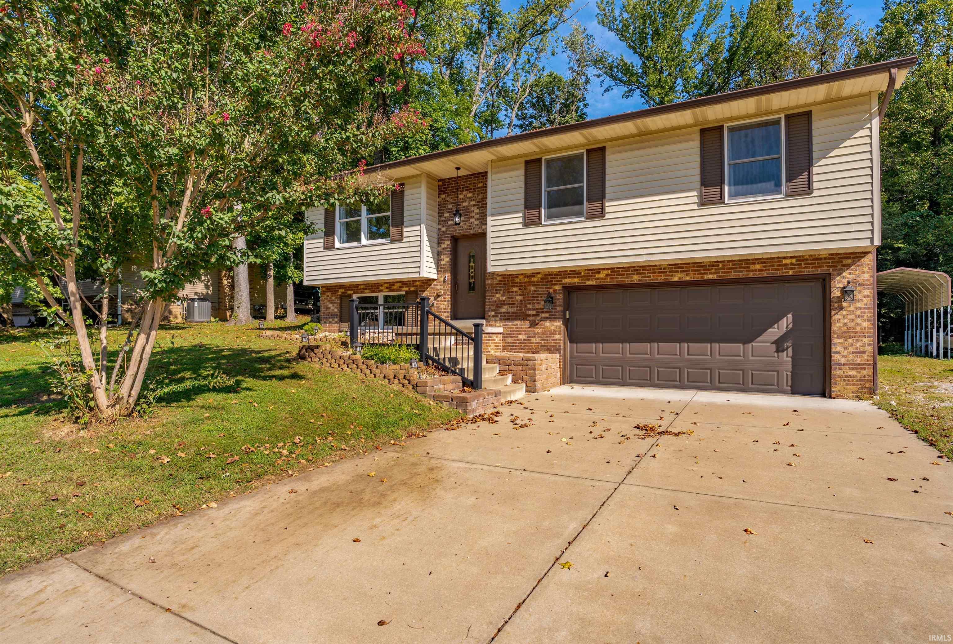 1207 Westwood Hills Drive Property Photo 1