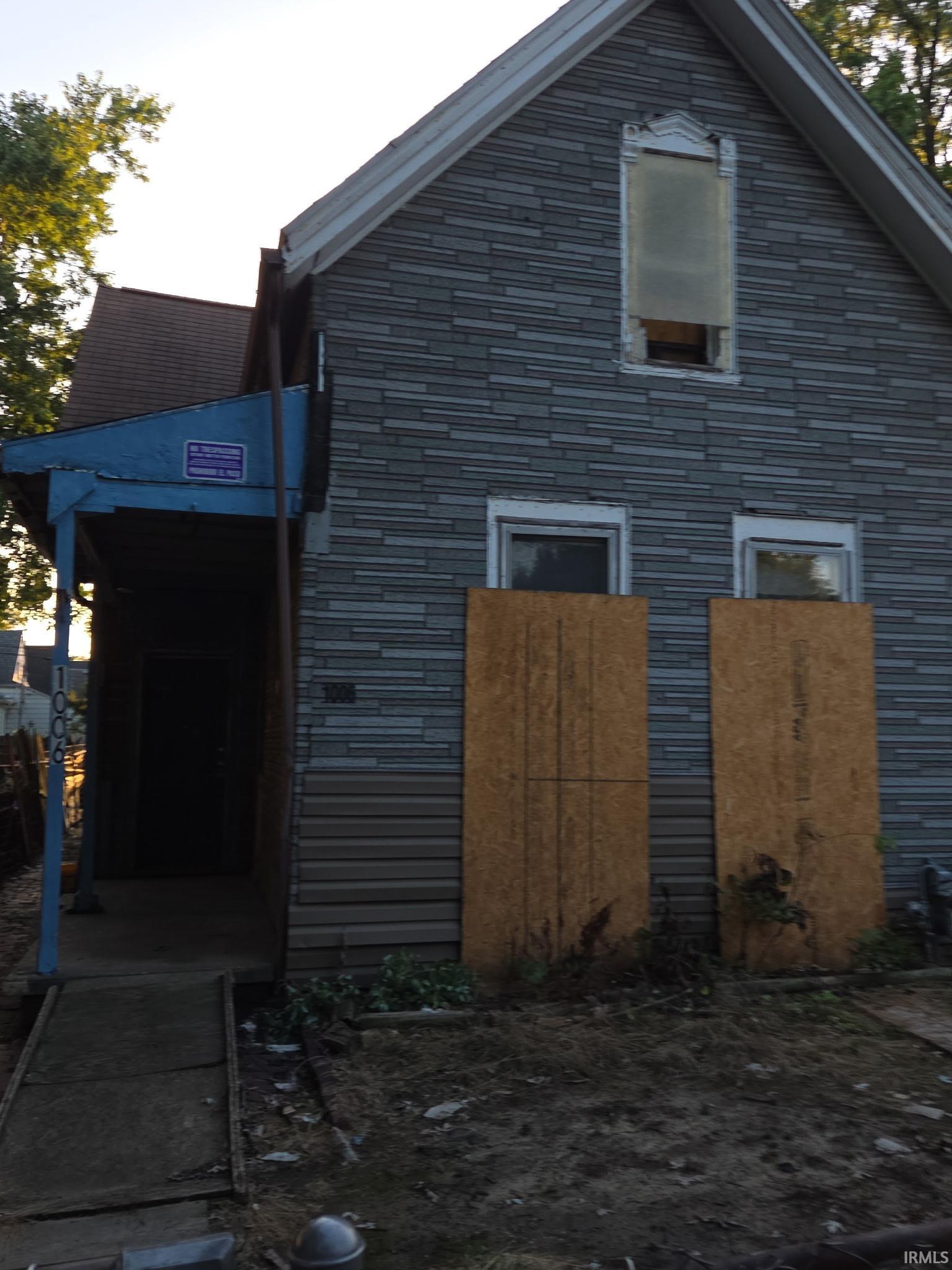 1006 N Second Avenue Property Photo 1
