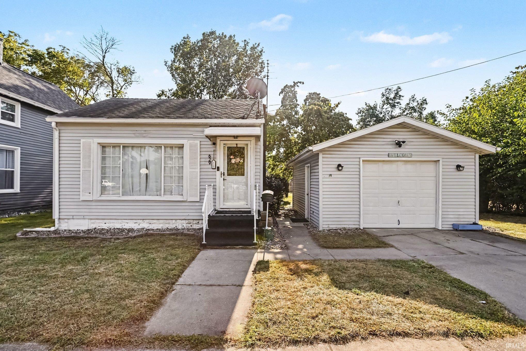 629 James Street Property Photo 1