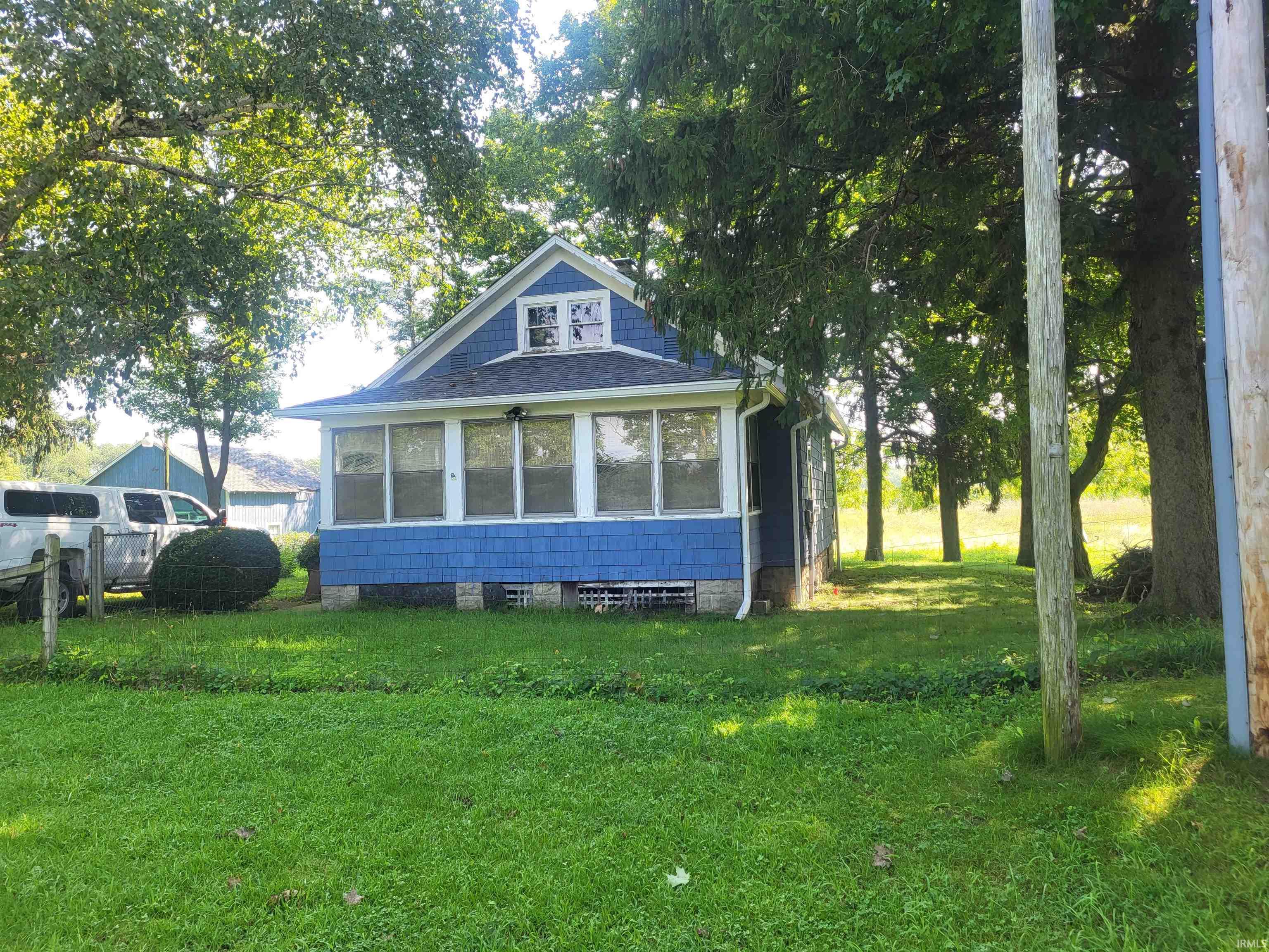 5301 S 500 W Road Property Photo 1
