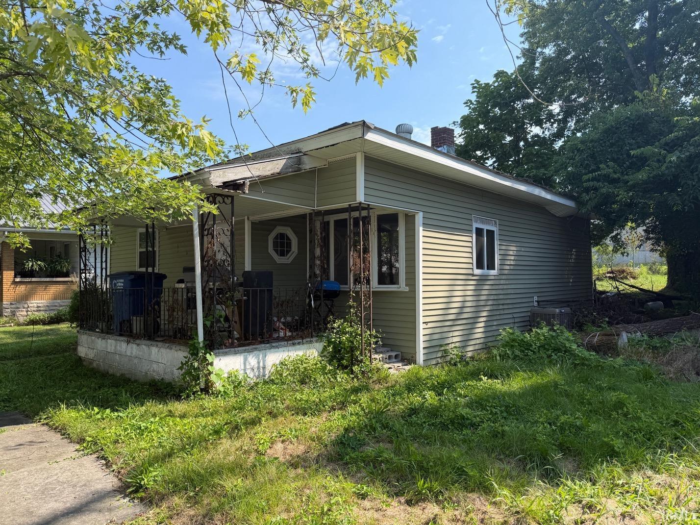 312 L Street Property Photo 1