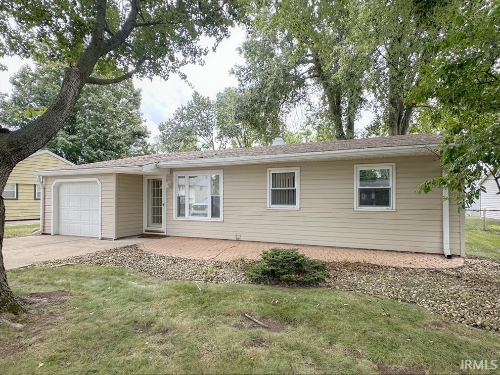 1609 Oakhill Road Property Photo 1