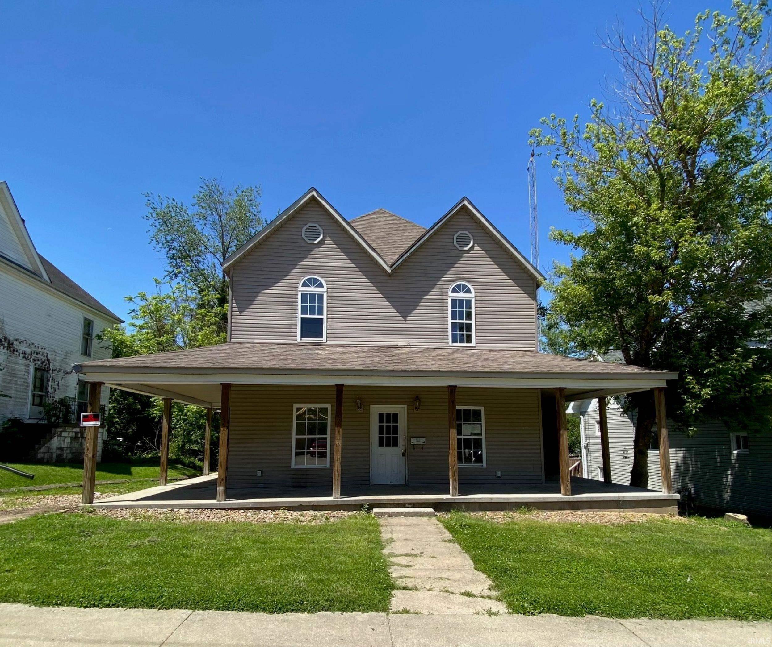 619 S Maple Street Property Photo 1