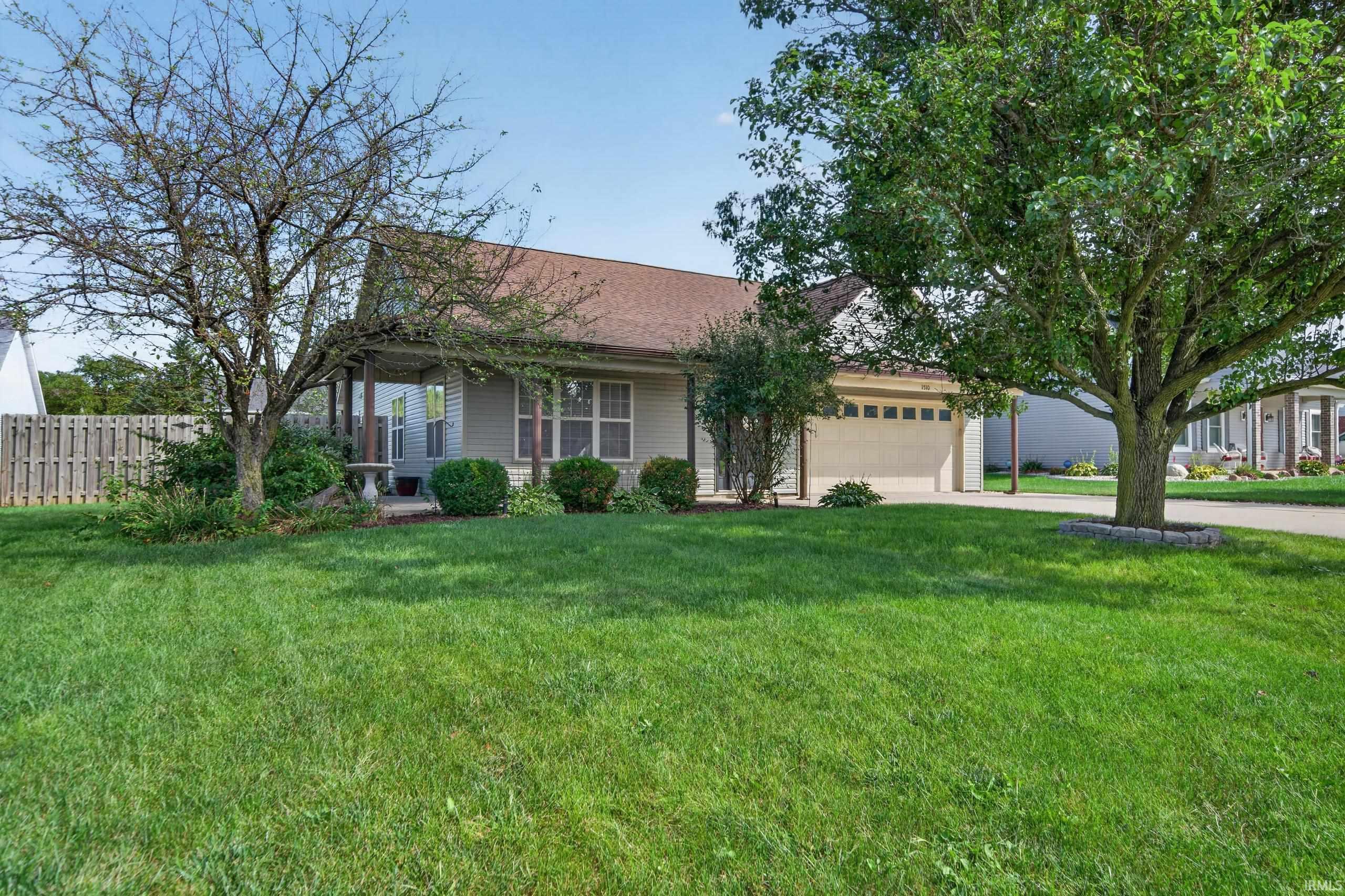 1510 W Crane Pond Drive Property Photo 1