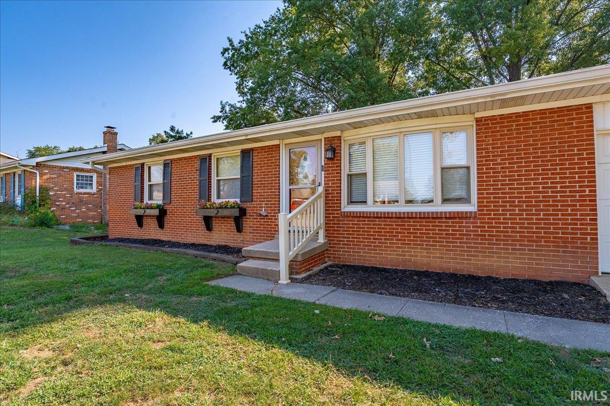 1112 Tower Drive Property Photo 1