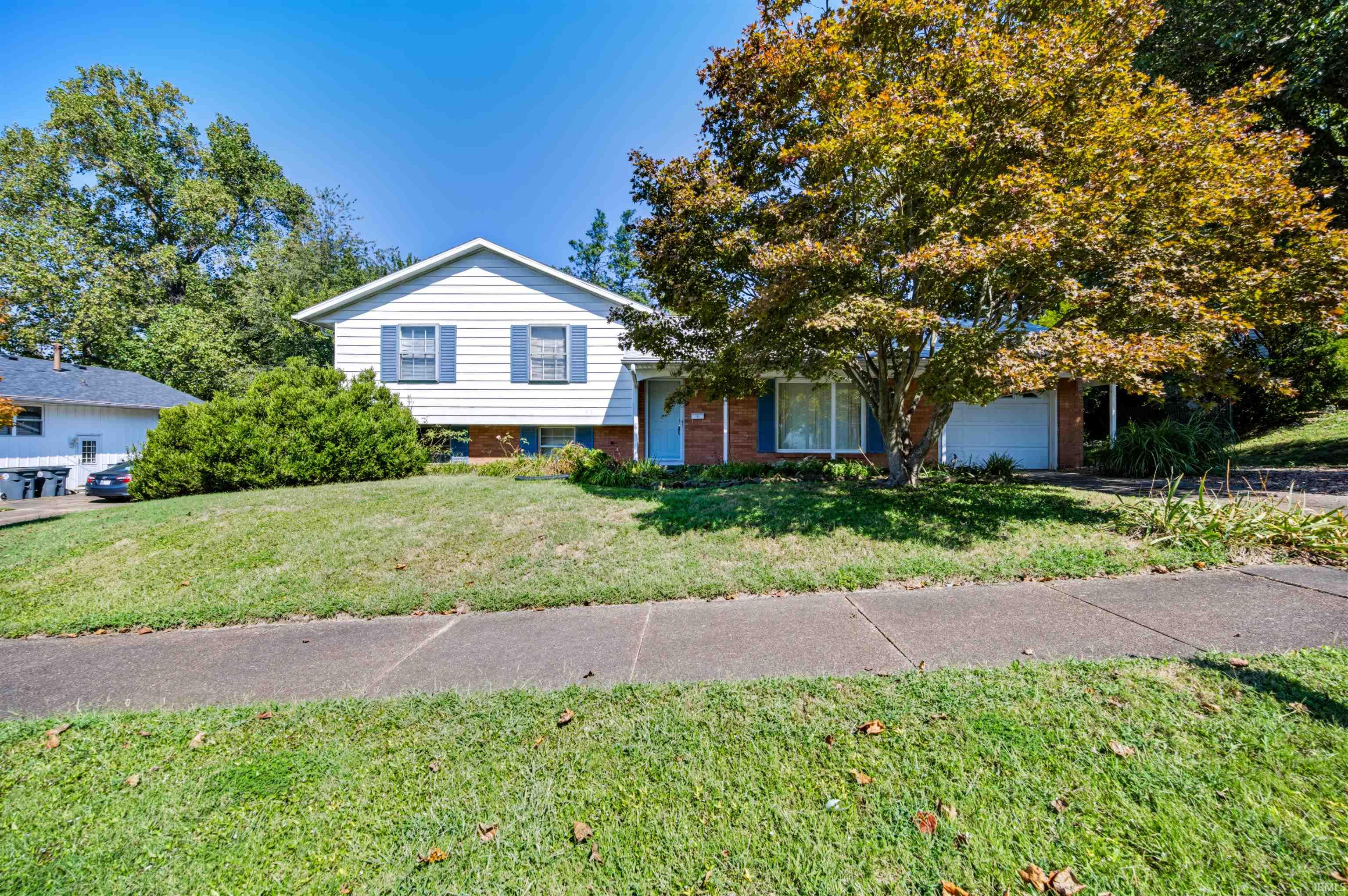 1113 Westchester Court Property Photo 1