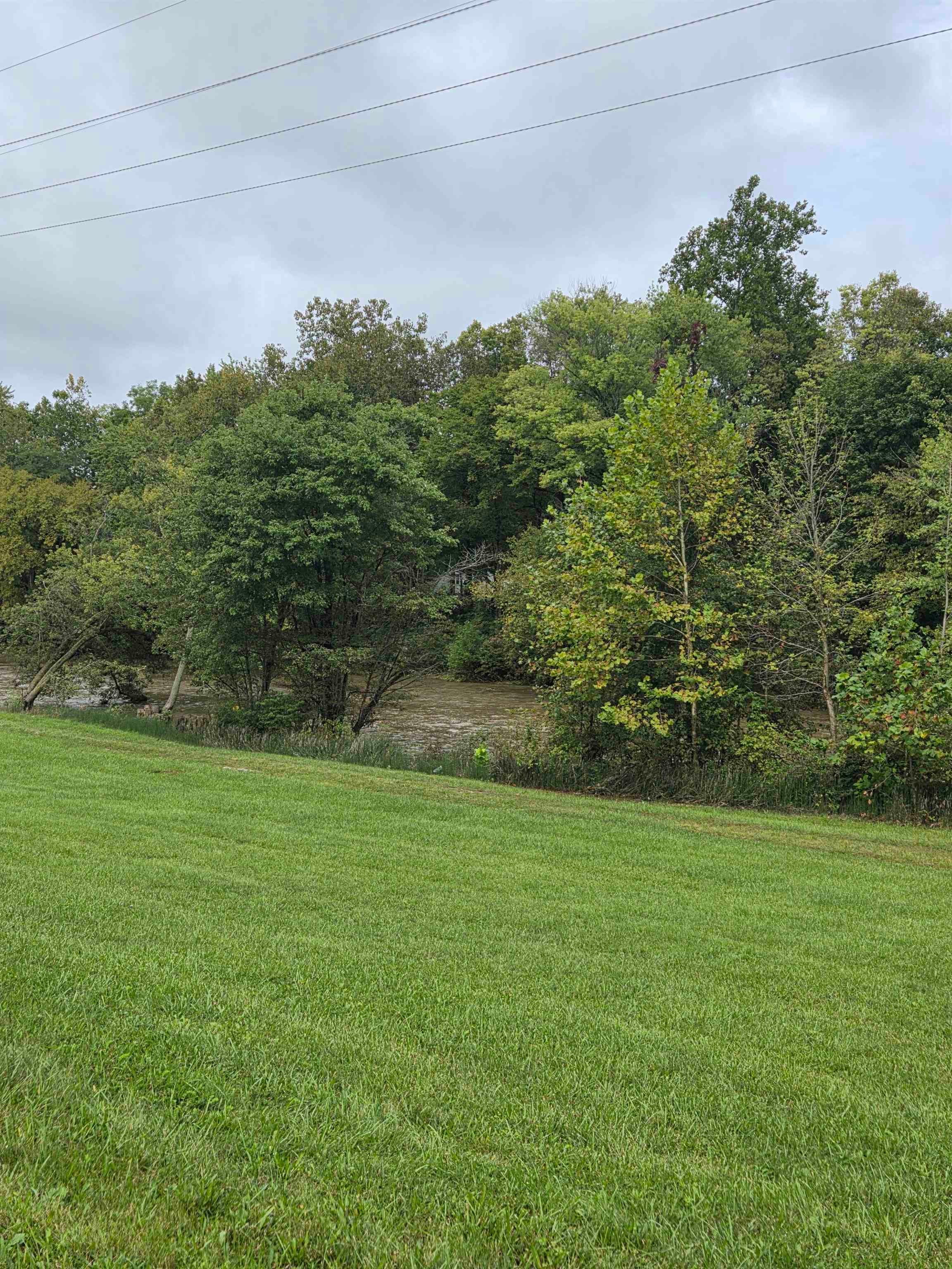 Riverside Drive Property Photo 1