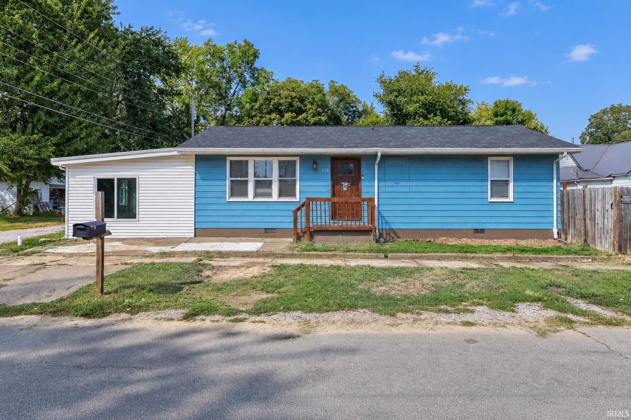 420 E Mulberry Street Property Photo 1