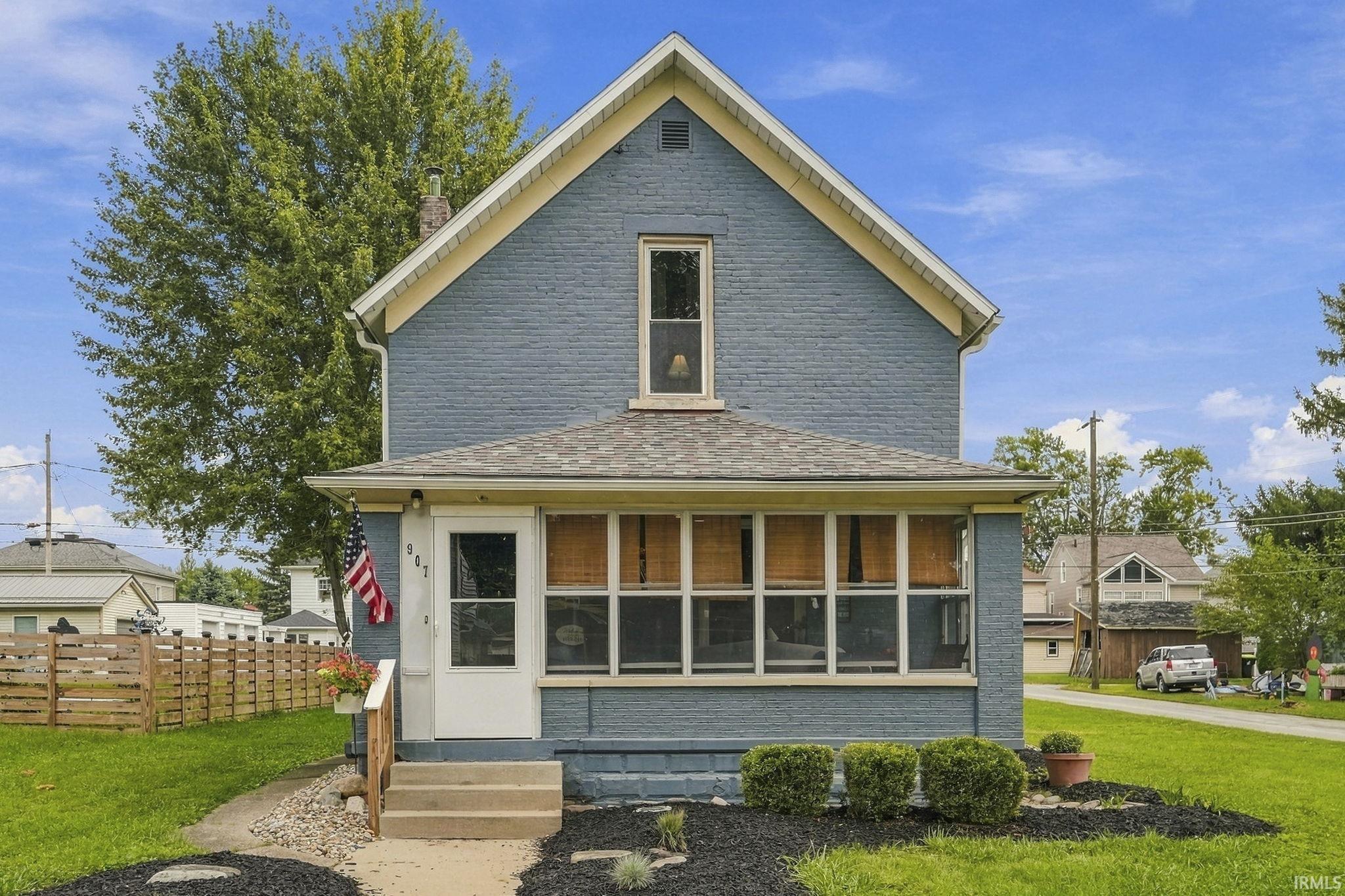 907 Poplar Street Property Photo 1