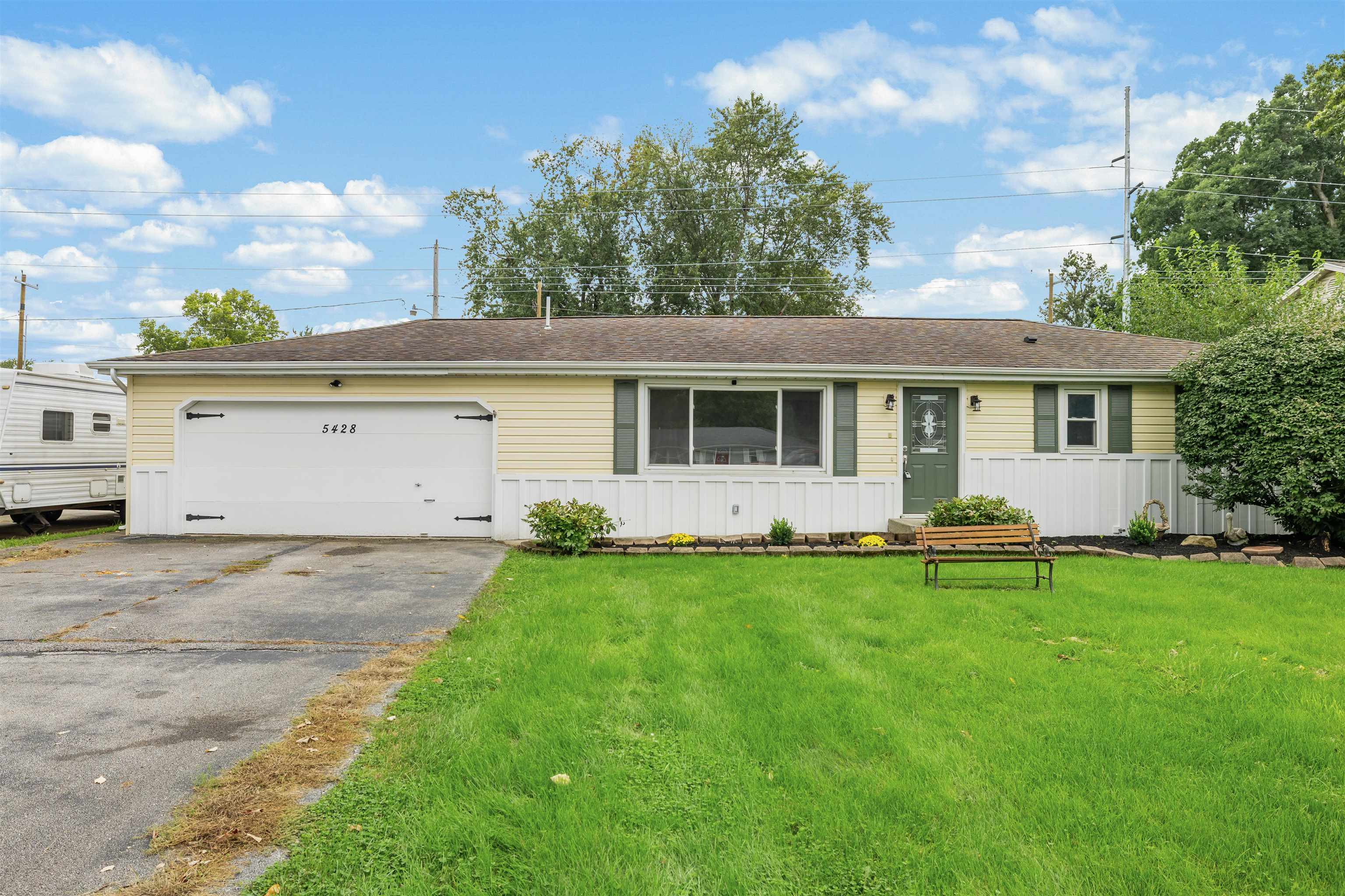 5428 Ashland Drive Property Photo 1