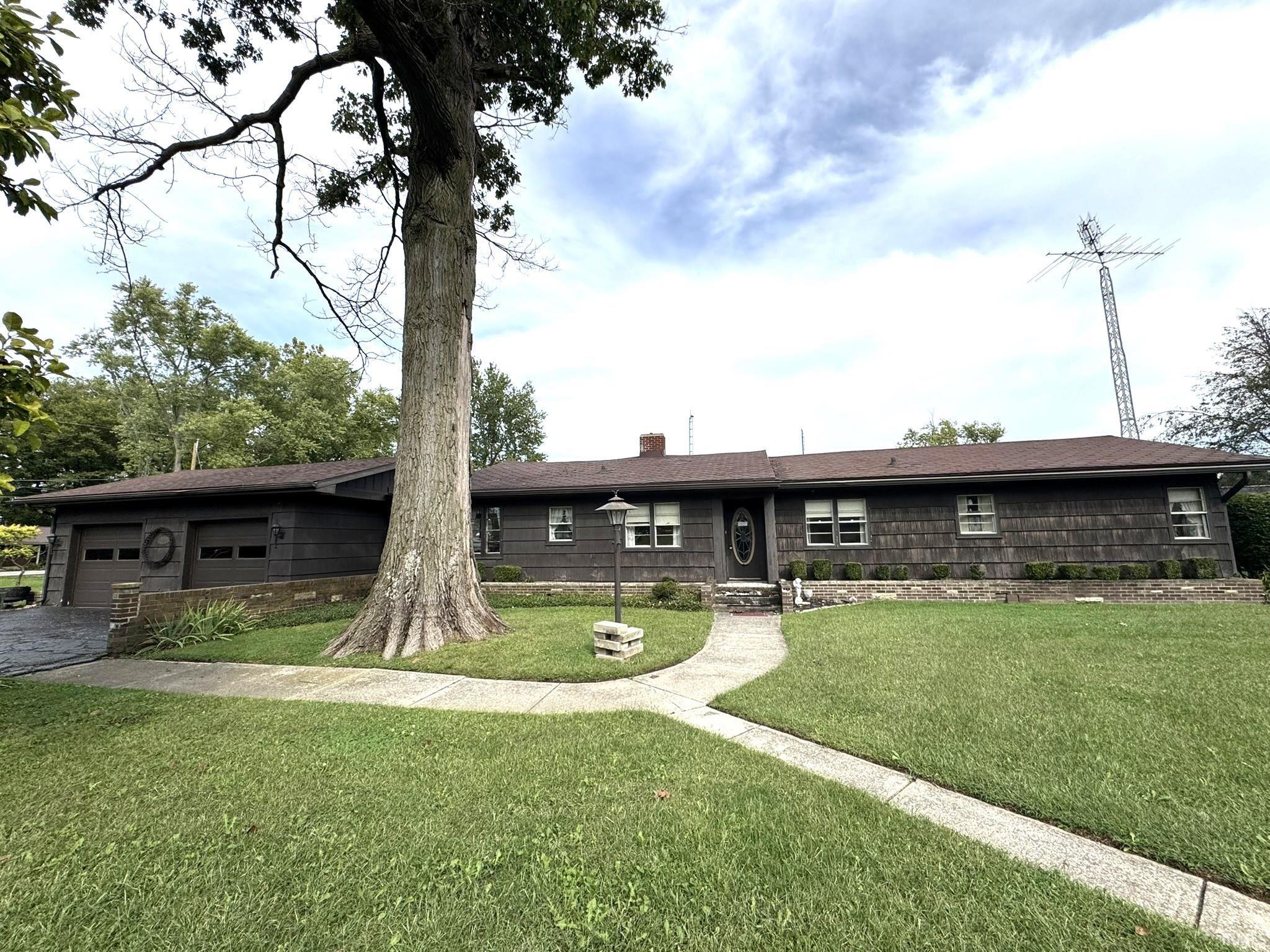 1417 W 38th Street Property Photo 1