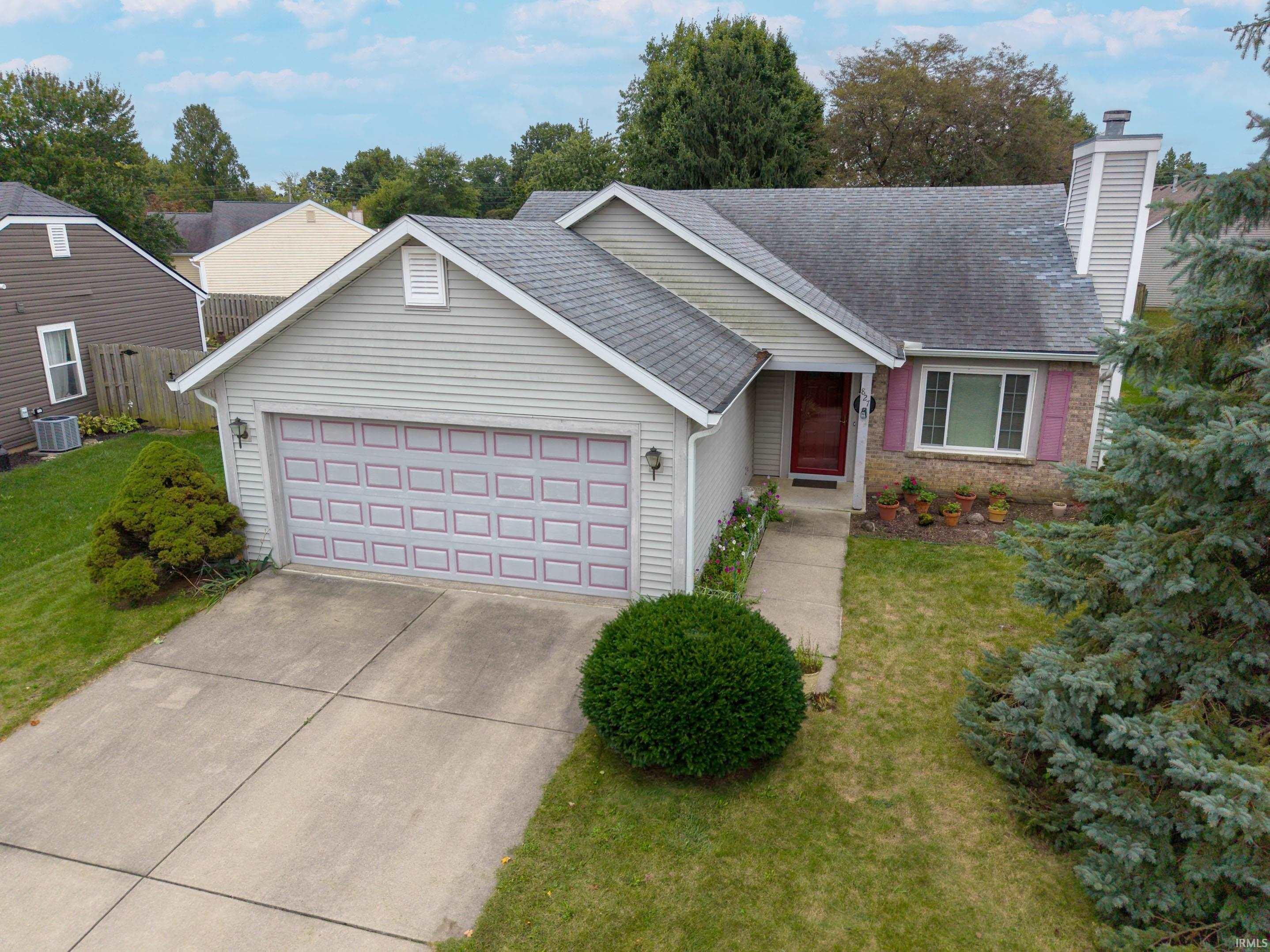 827 Sussex Court Property Photo 1