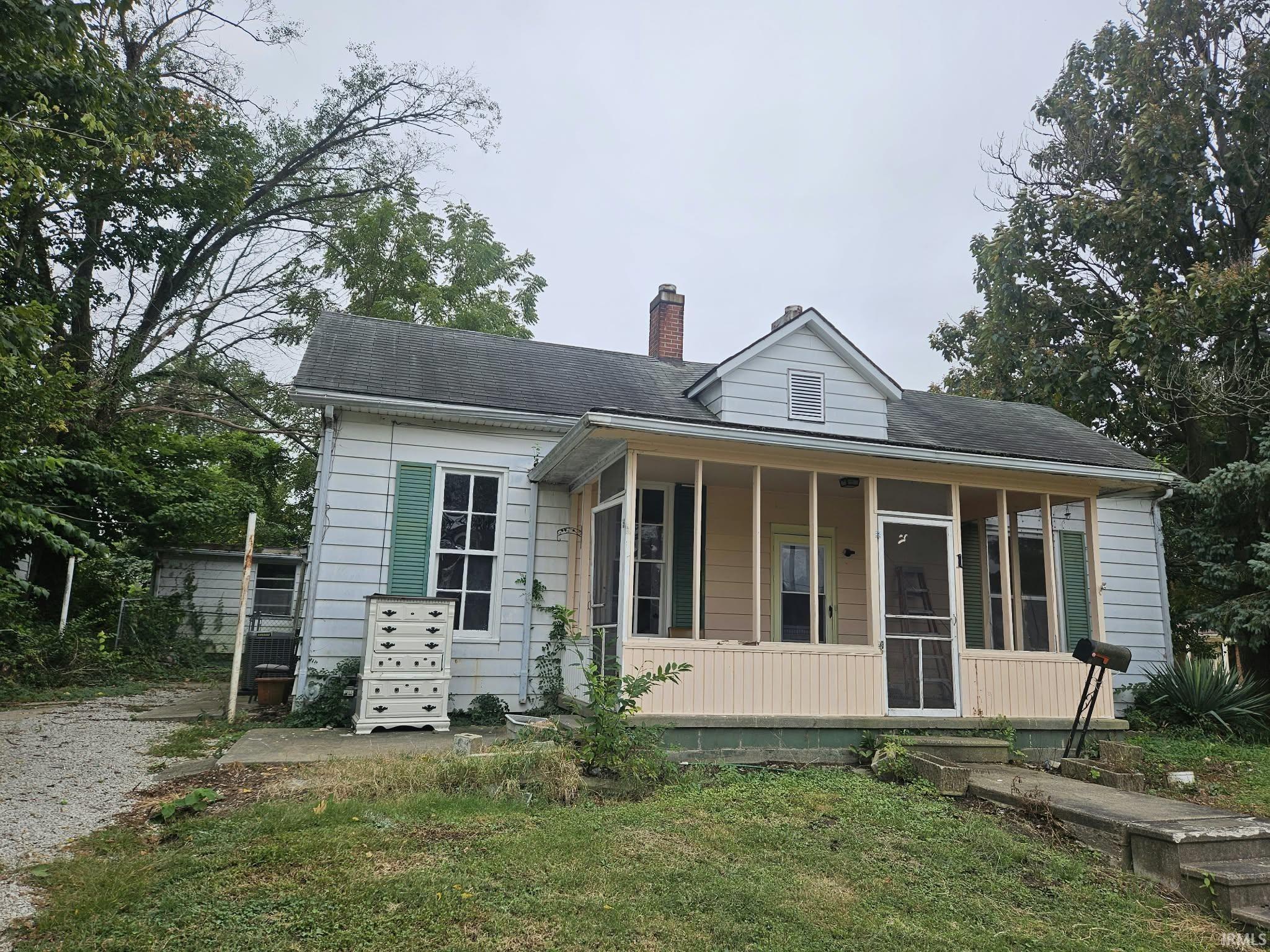 1 E Hefron Street Property Photo 1