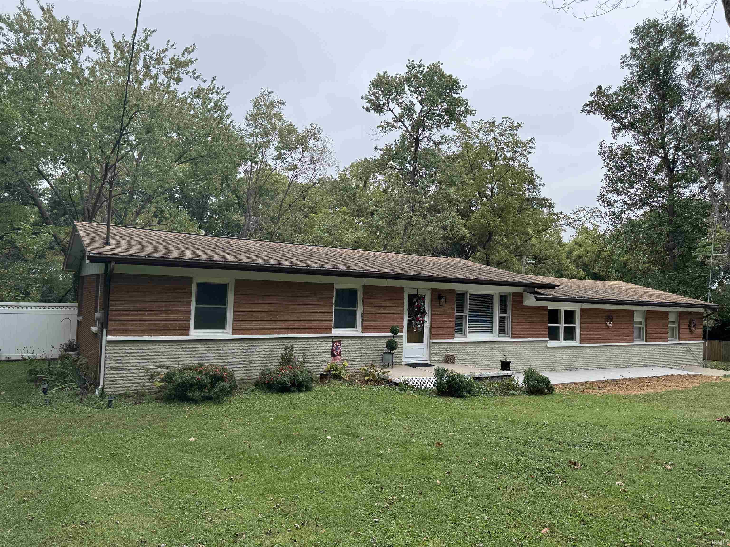 1136 E 350 S Property Photo 1