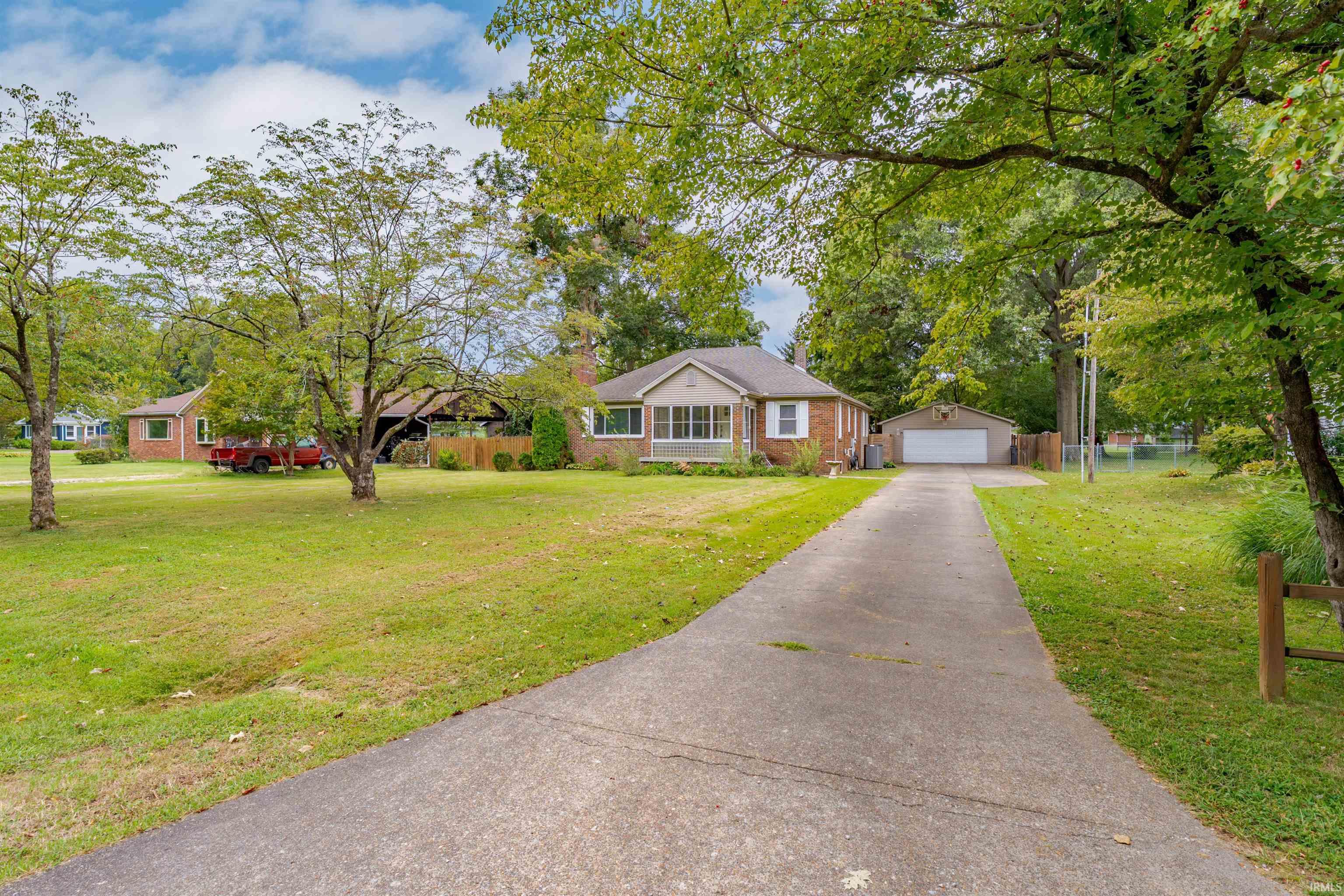 1327 Thompson Avenue Property Photo 1