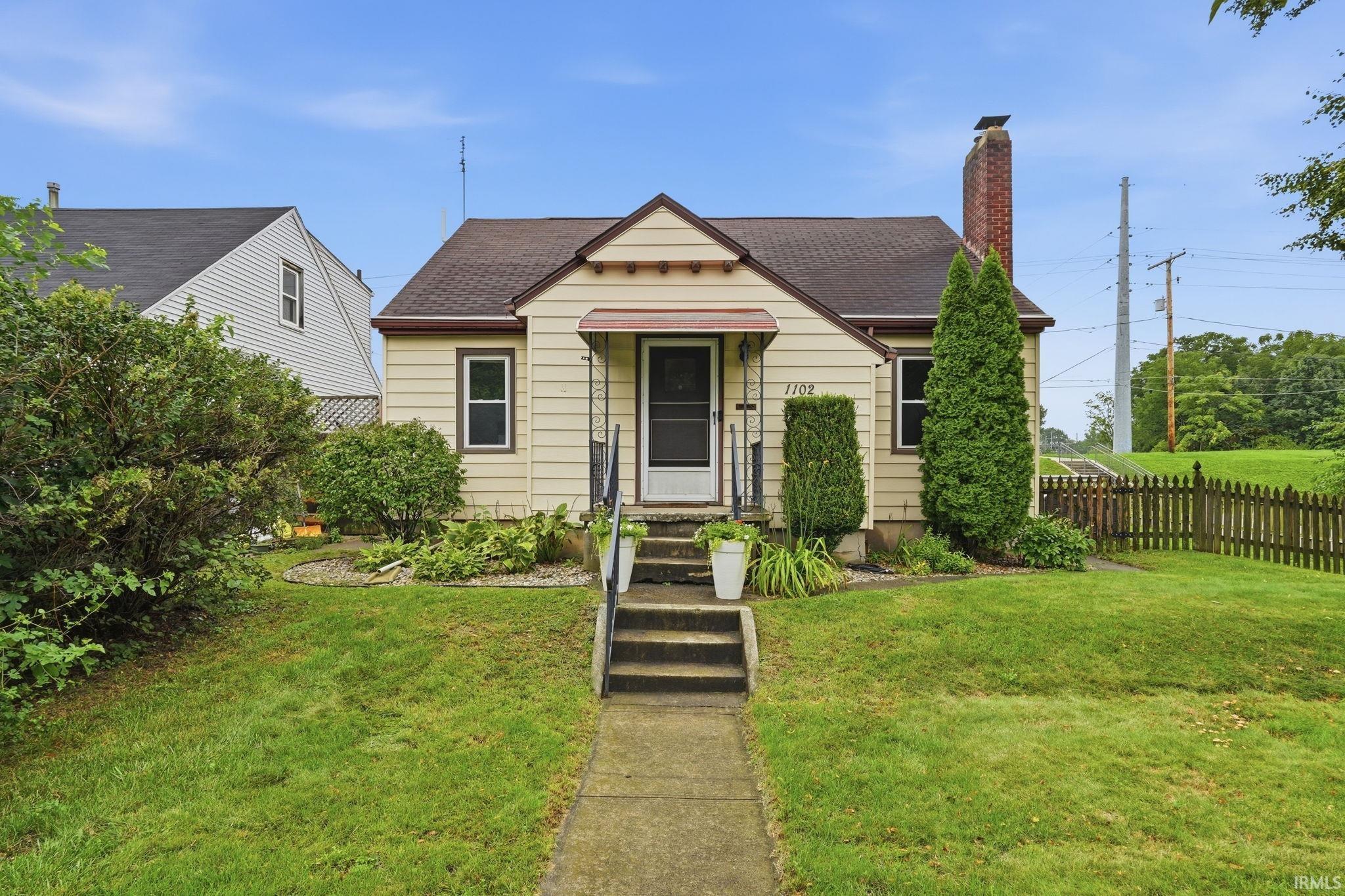 1102 Pemberton Drive Property Photo 1