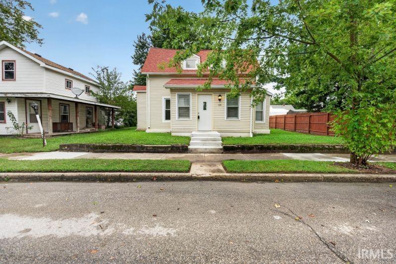 104 S Broad Street Property Photo 1