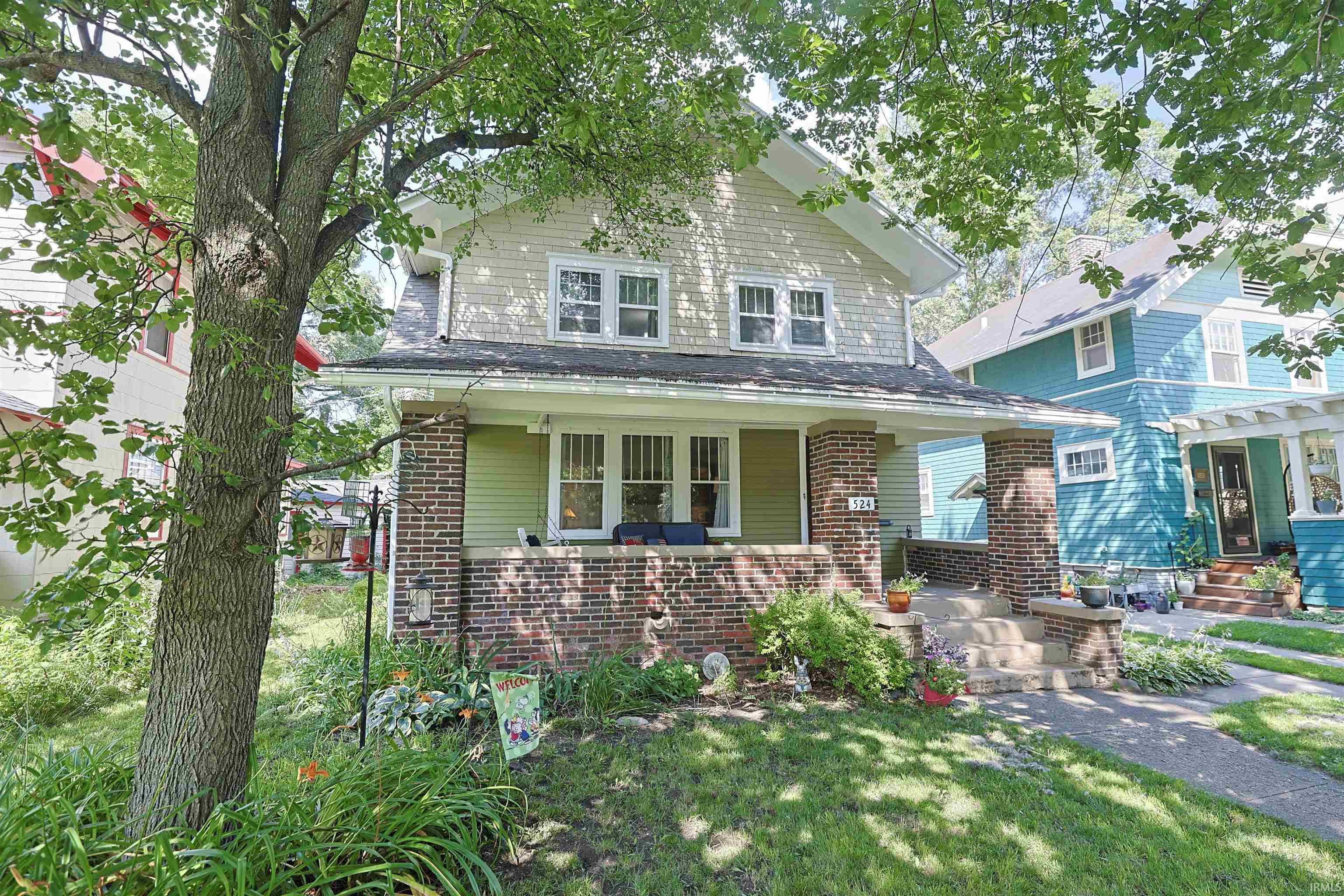 524 River Avenue Property Photo 1