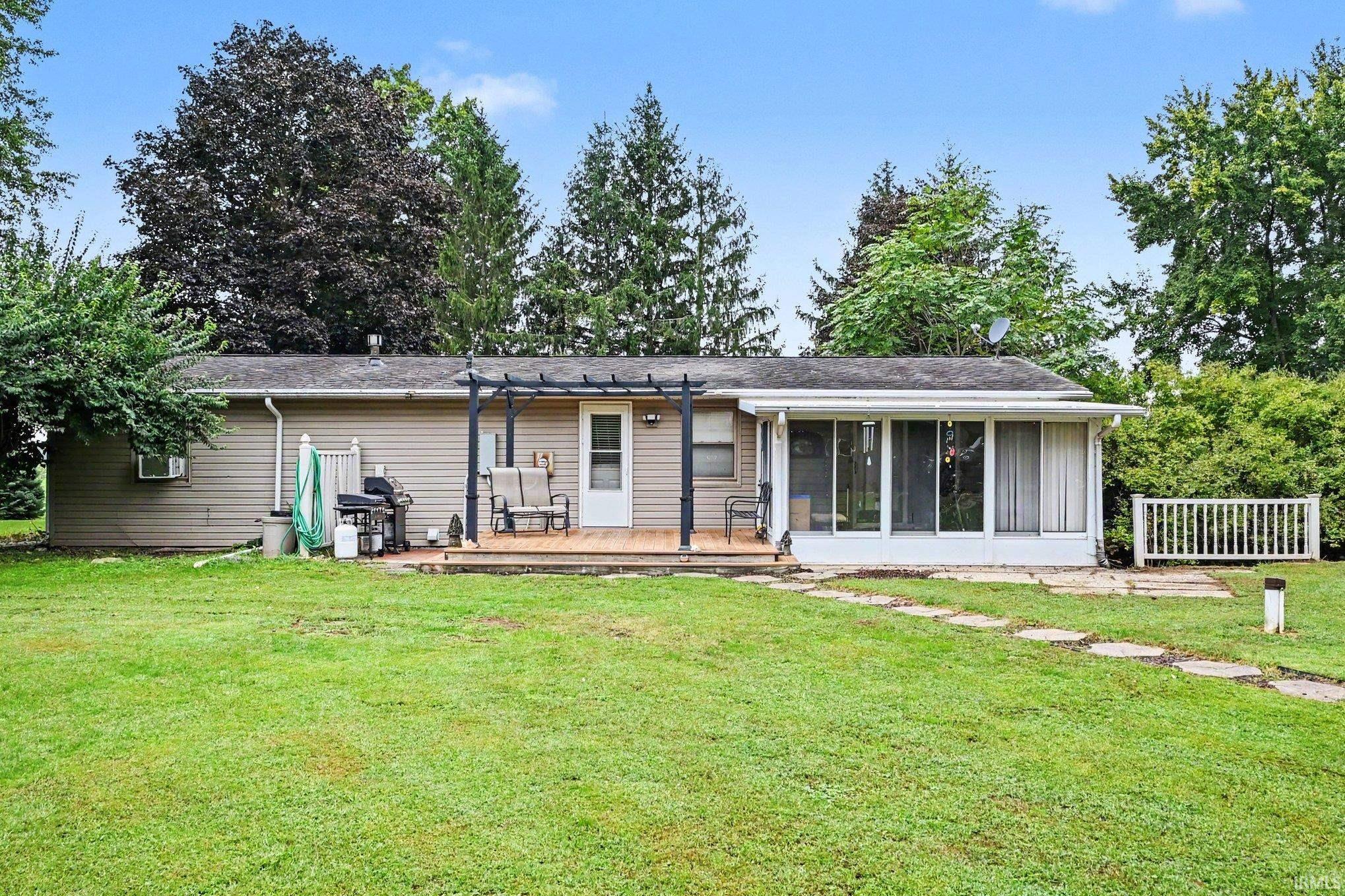 10600 N 250 Road Property Photo 1