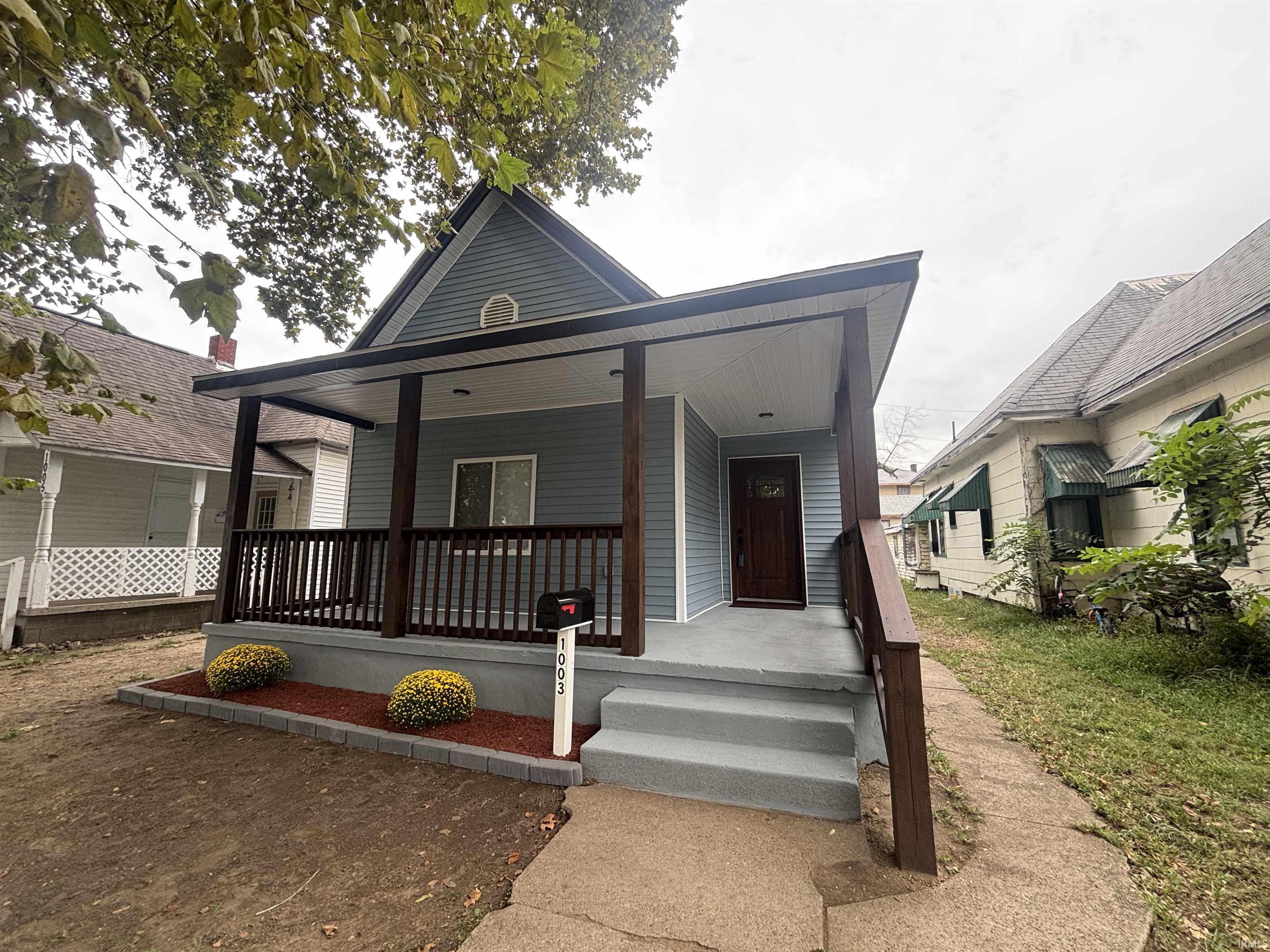 1003 Seminary Street Property Photo 1