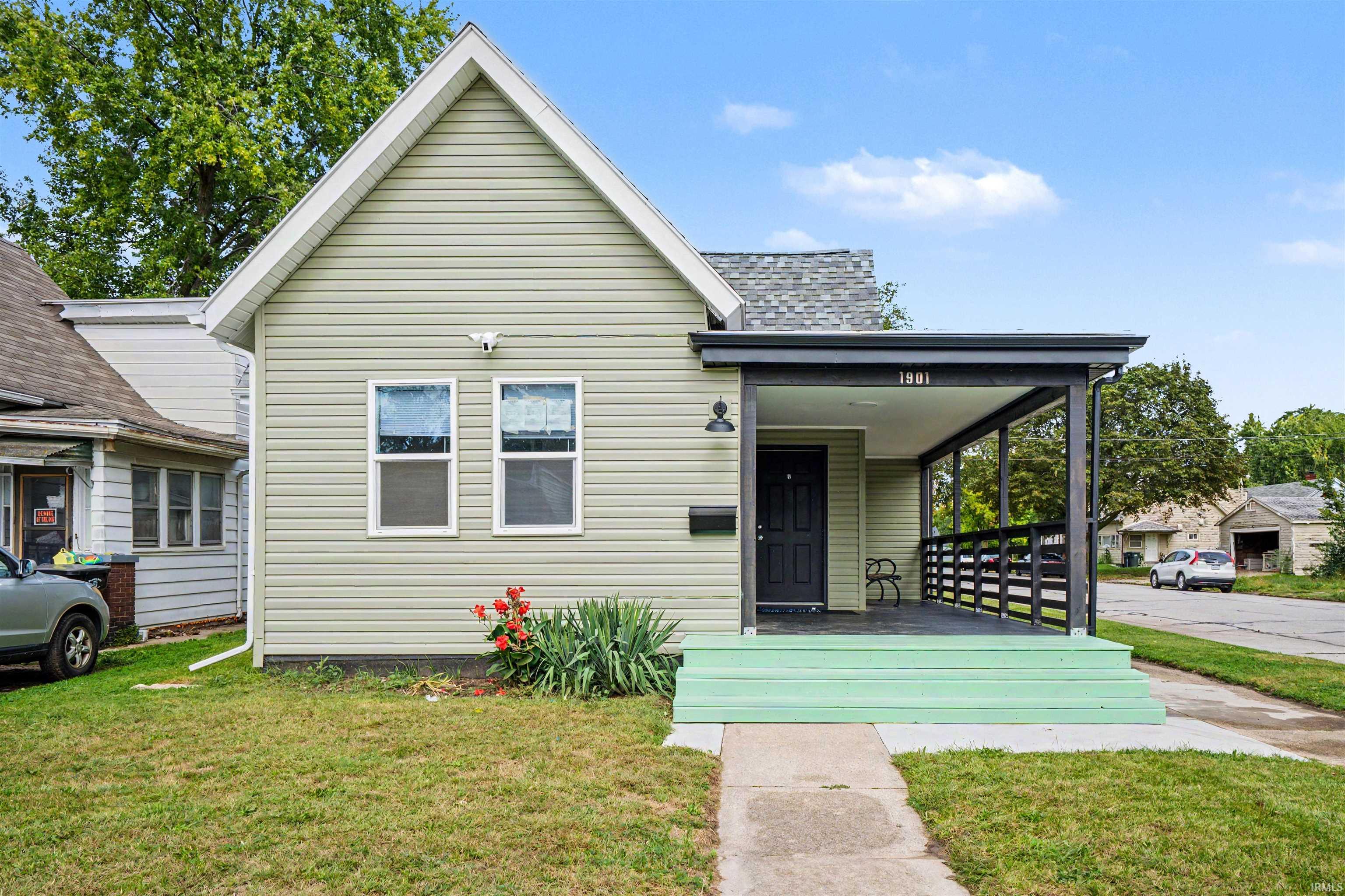 1901 Linden Avenue Property Photo 1