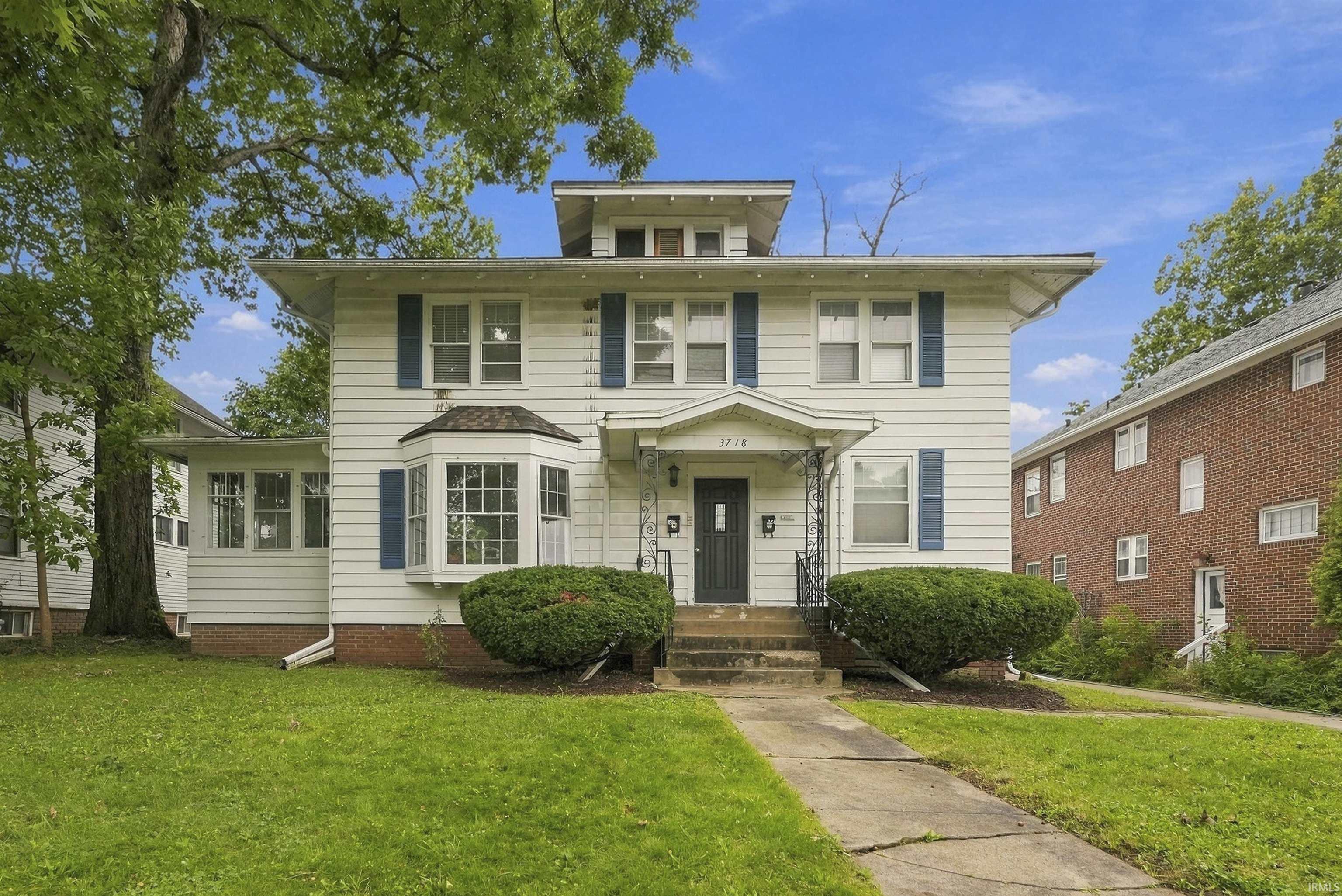 3718 S Wayne Avenue Property Photo 1