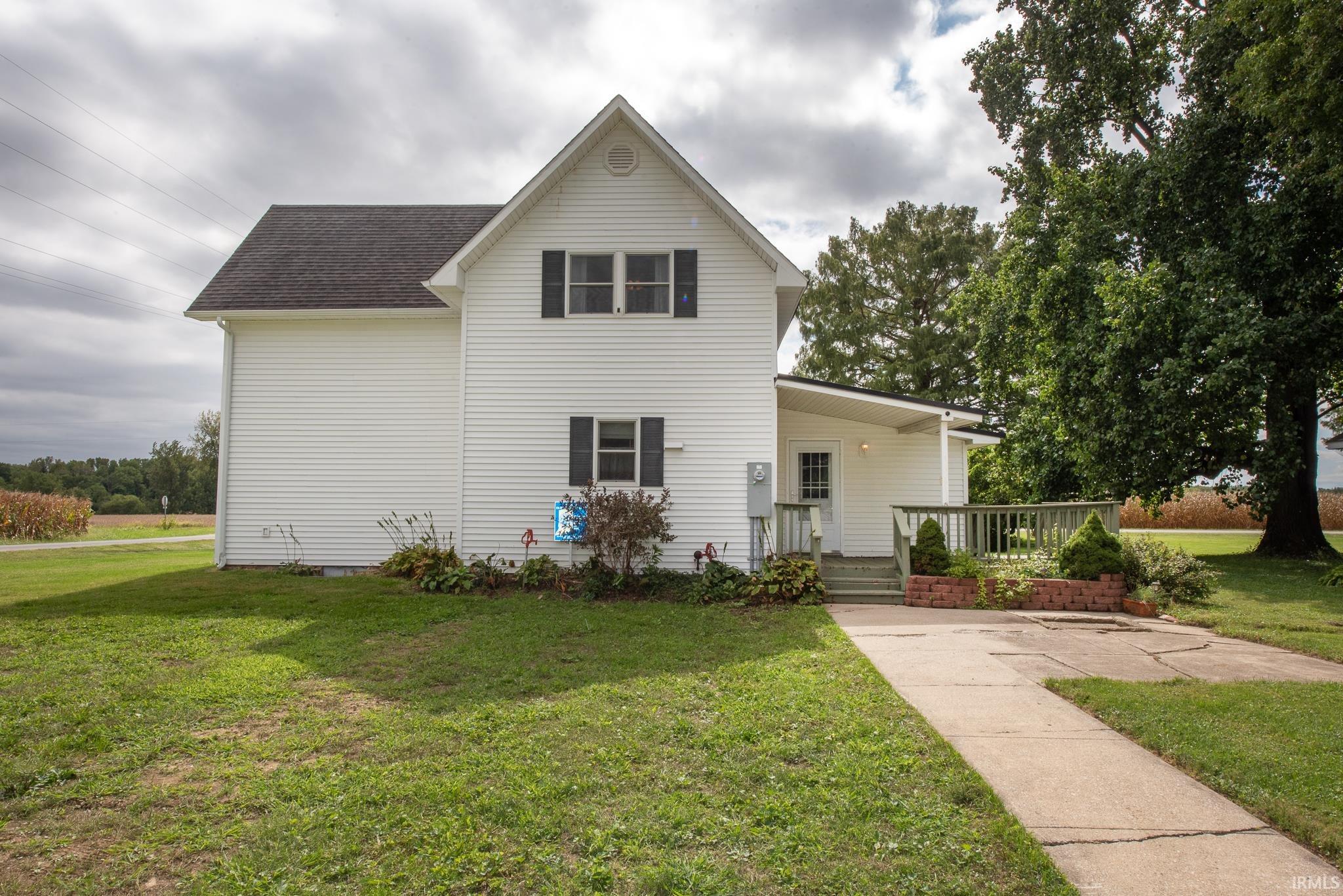 7564 N 100 E Property Photo 1