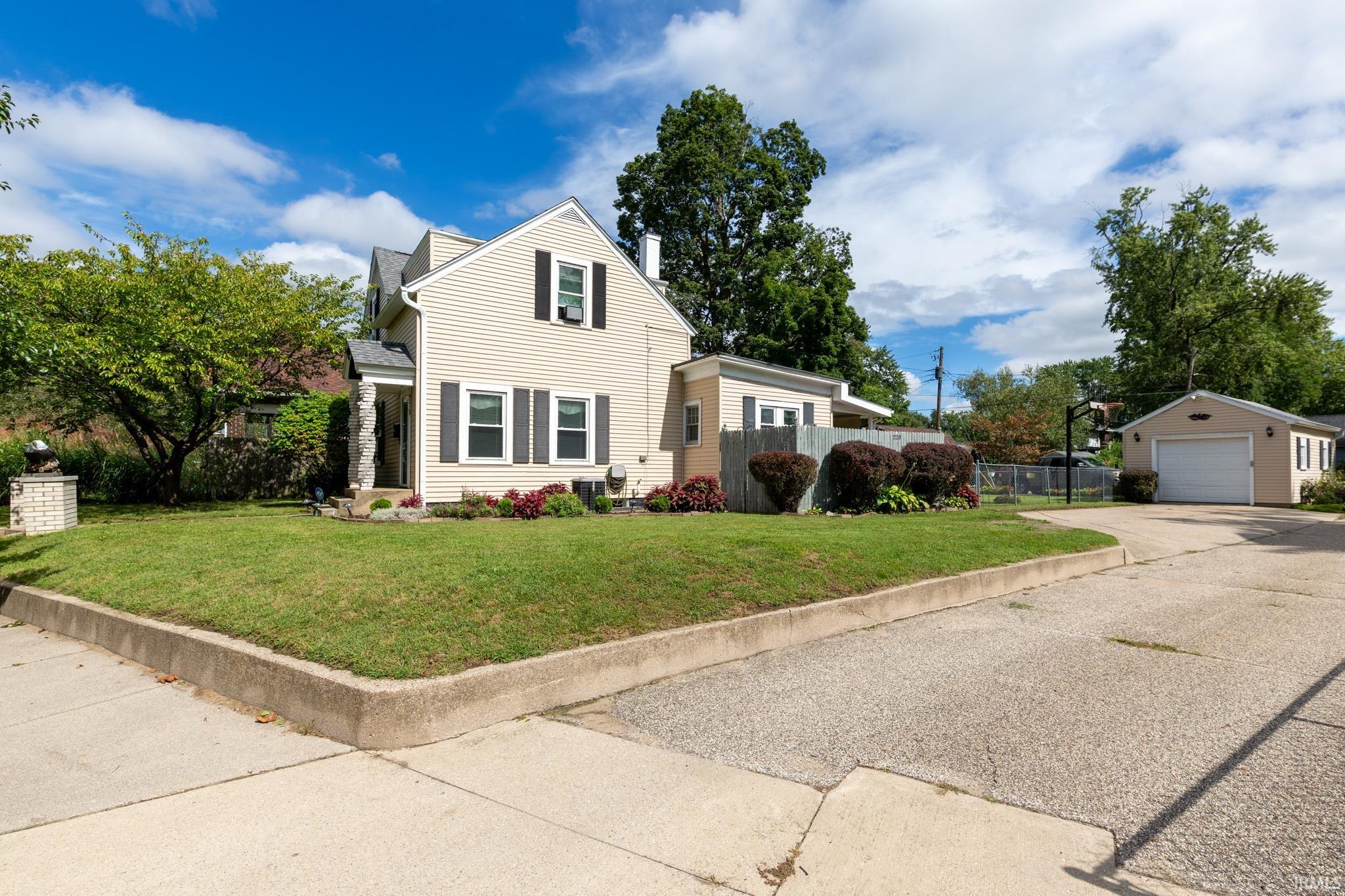 220 Goshen Avenue Property Photo 1