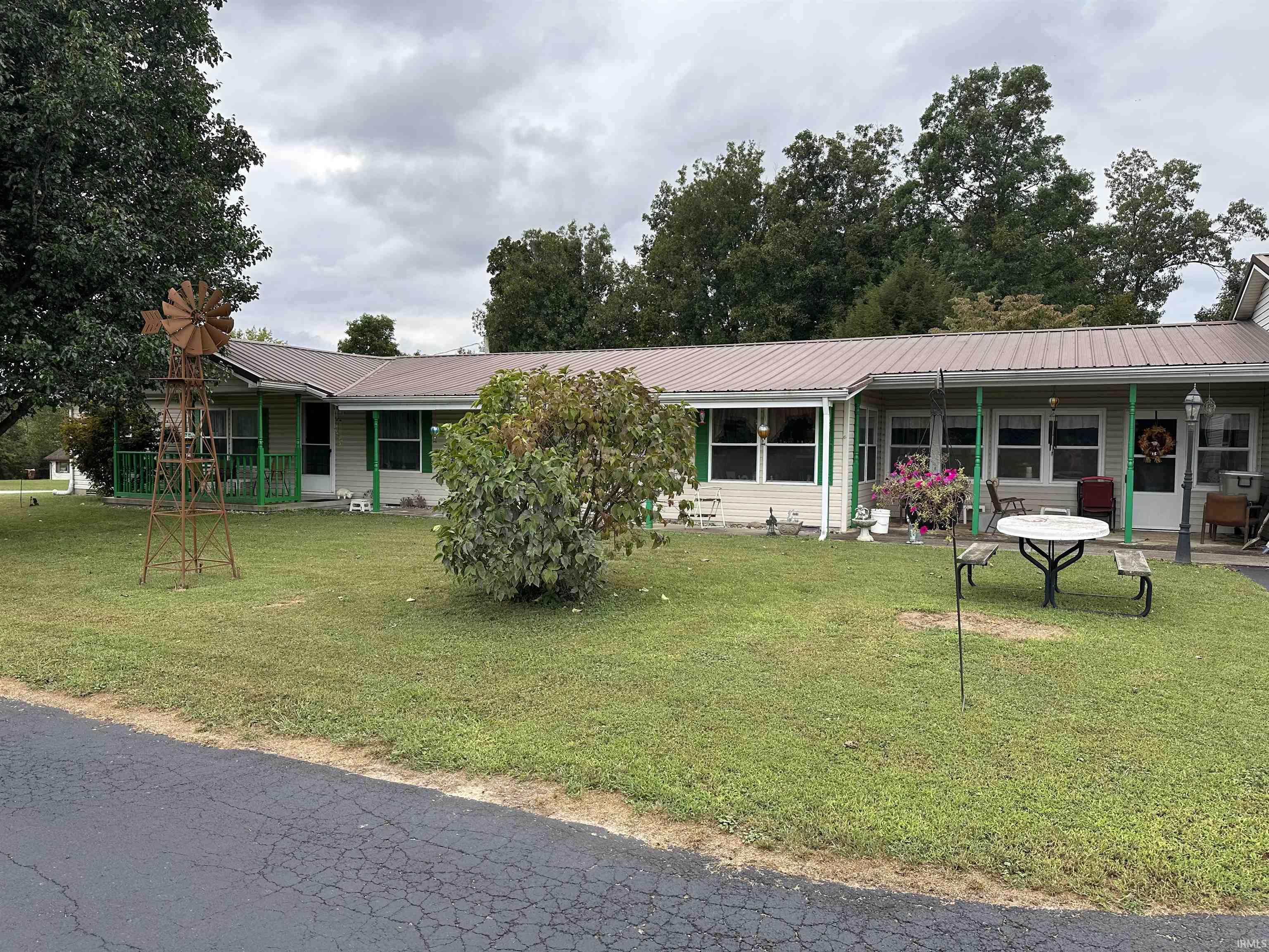 6900 W County Road 575 S Property Photo 1