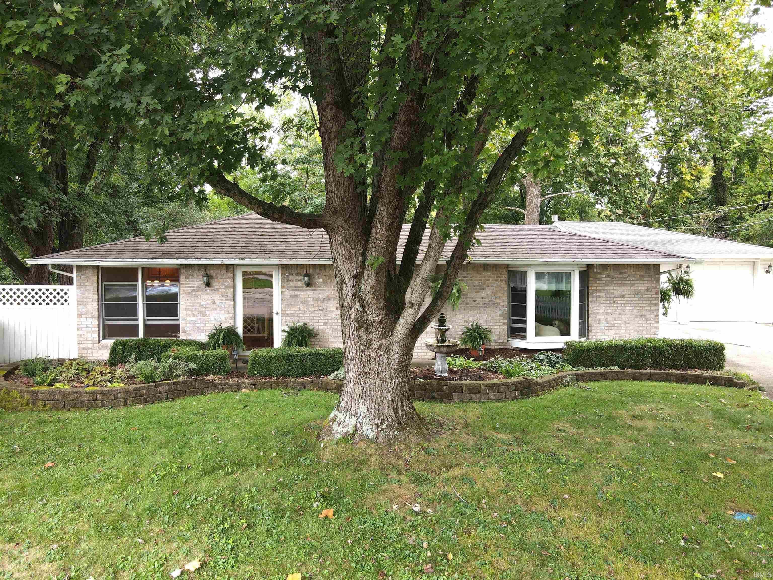 1225 S Colony Court Property Photo 1